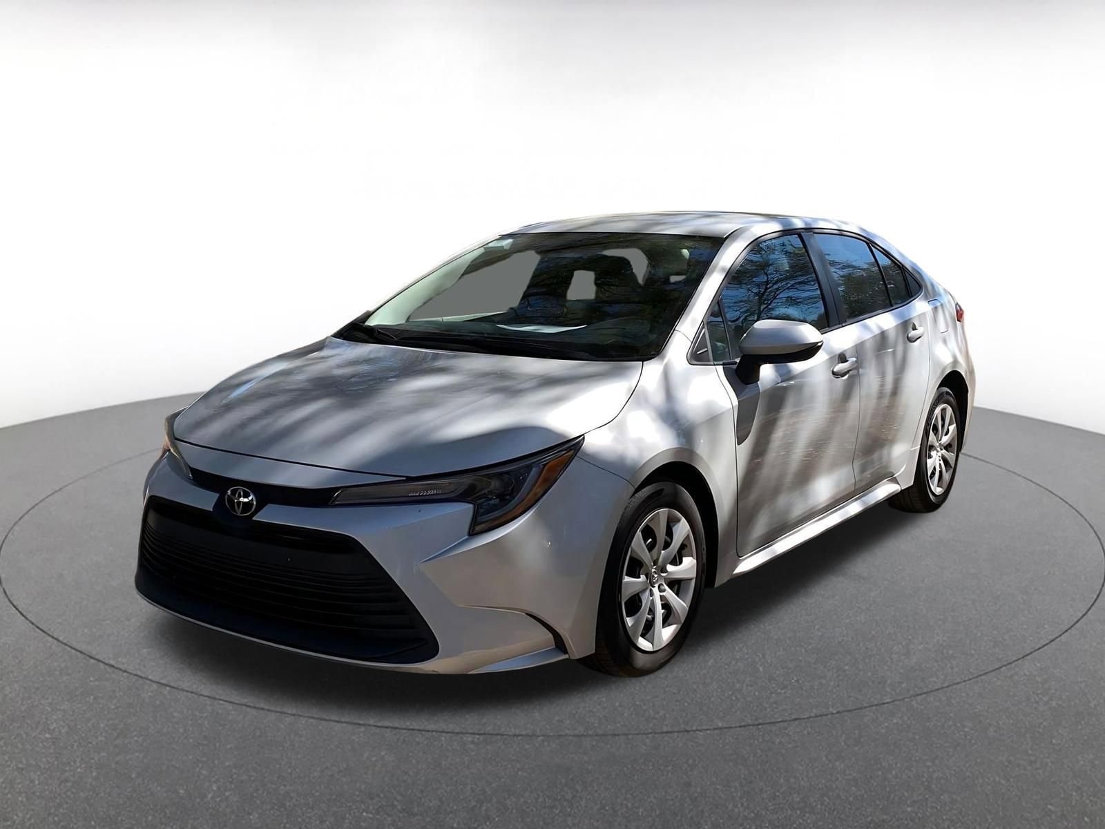 Thumbnail: 2025 Toyota Corolla - 3