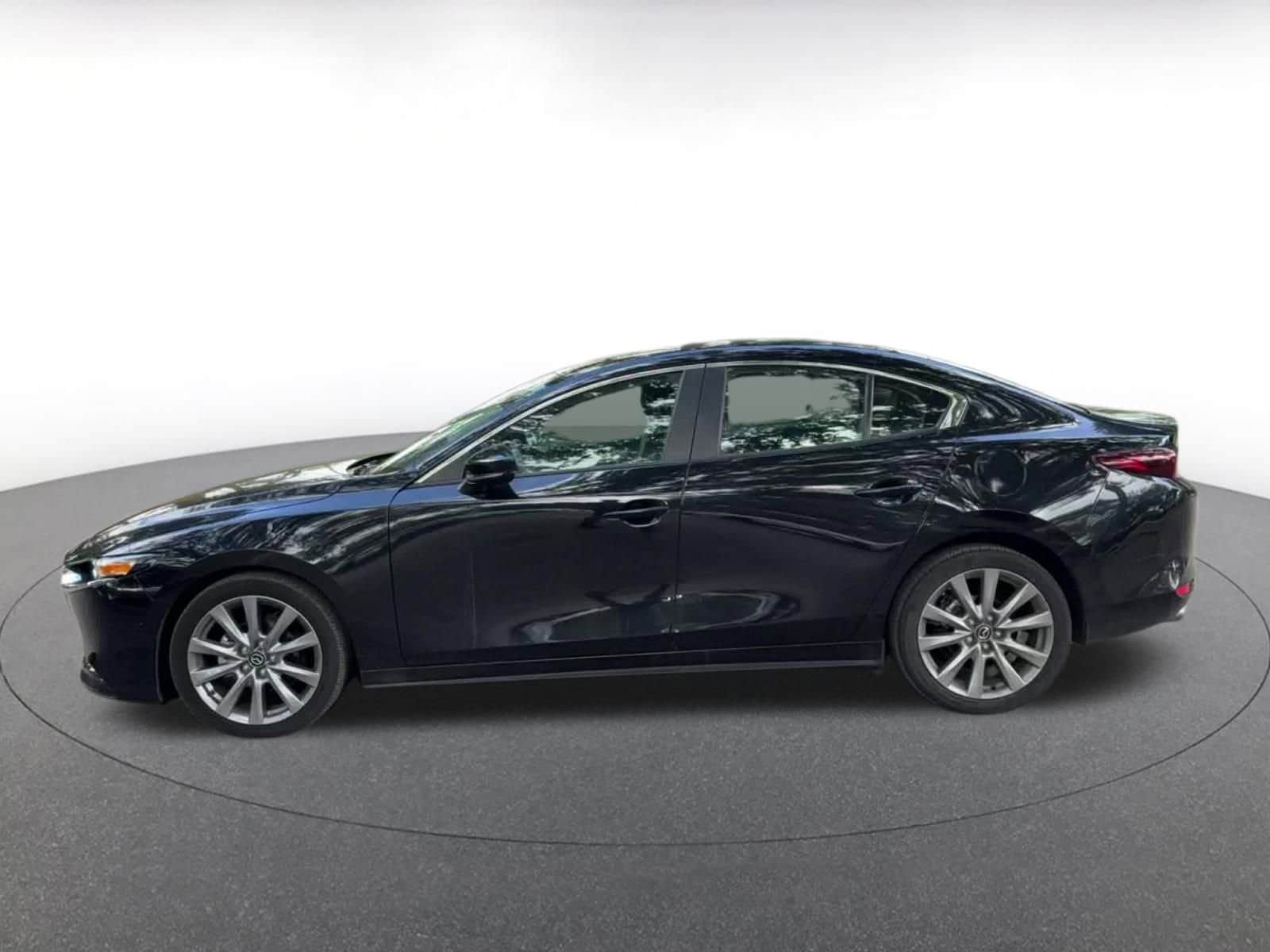 Thumbnail: 2025 Mazda Mazda3 - 9
