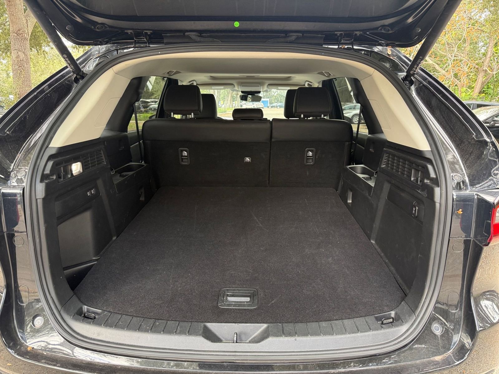 Thumbnail: 2025 Mazda CX-70 - 24