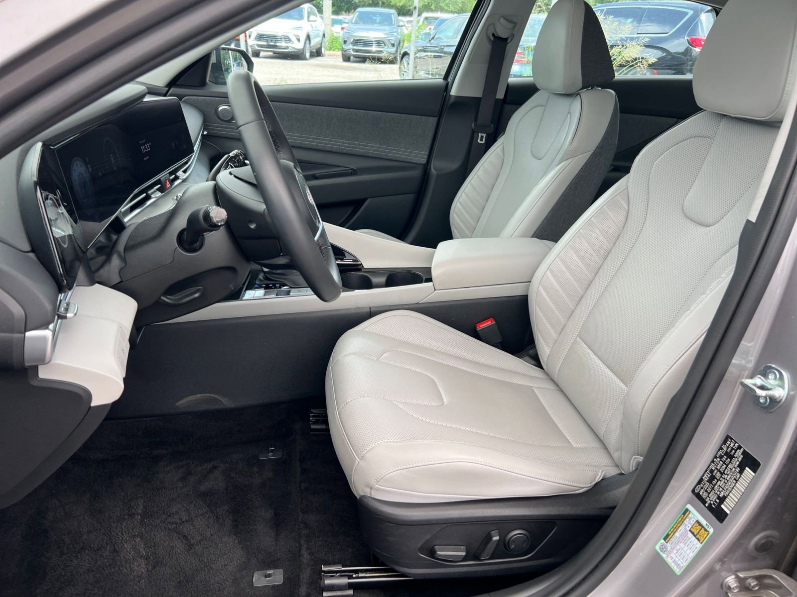 Thumbnail: 2025 Hyundai Elantra - 28