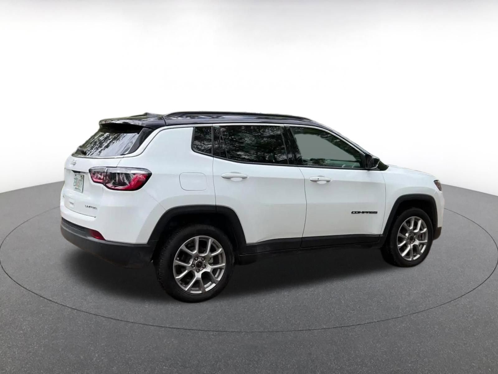 Thumbnail: 2025 Jeep Compass - 14