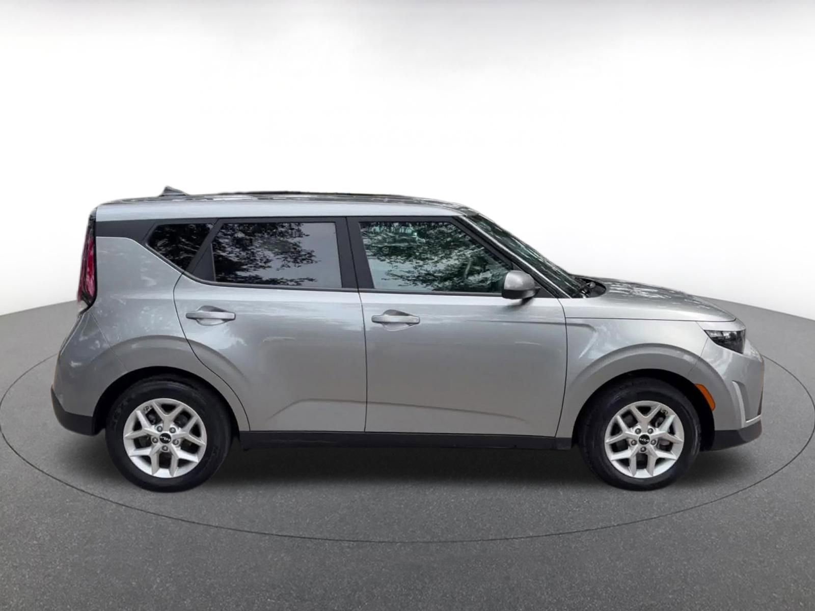 Thumbnail: 2025 Kia Soul - 16