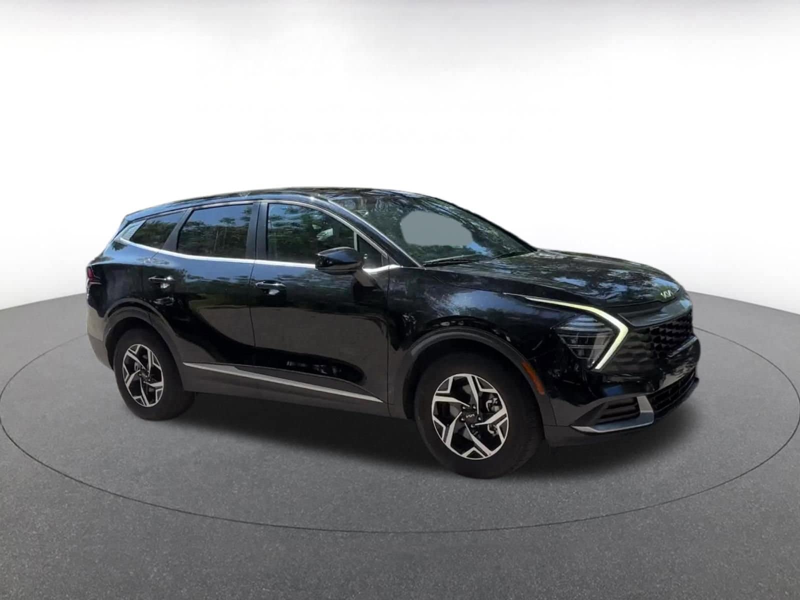 Thumbnail: 2025 Kia Sportage - 2