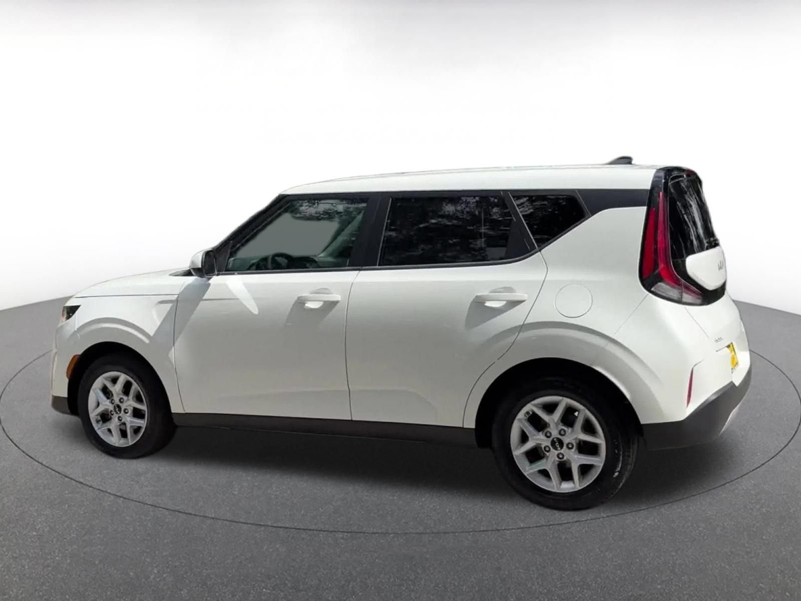 Thumbnail: 2025 Kia Soul - 10
