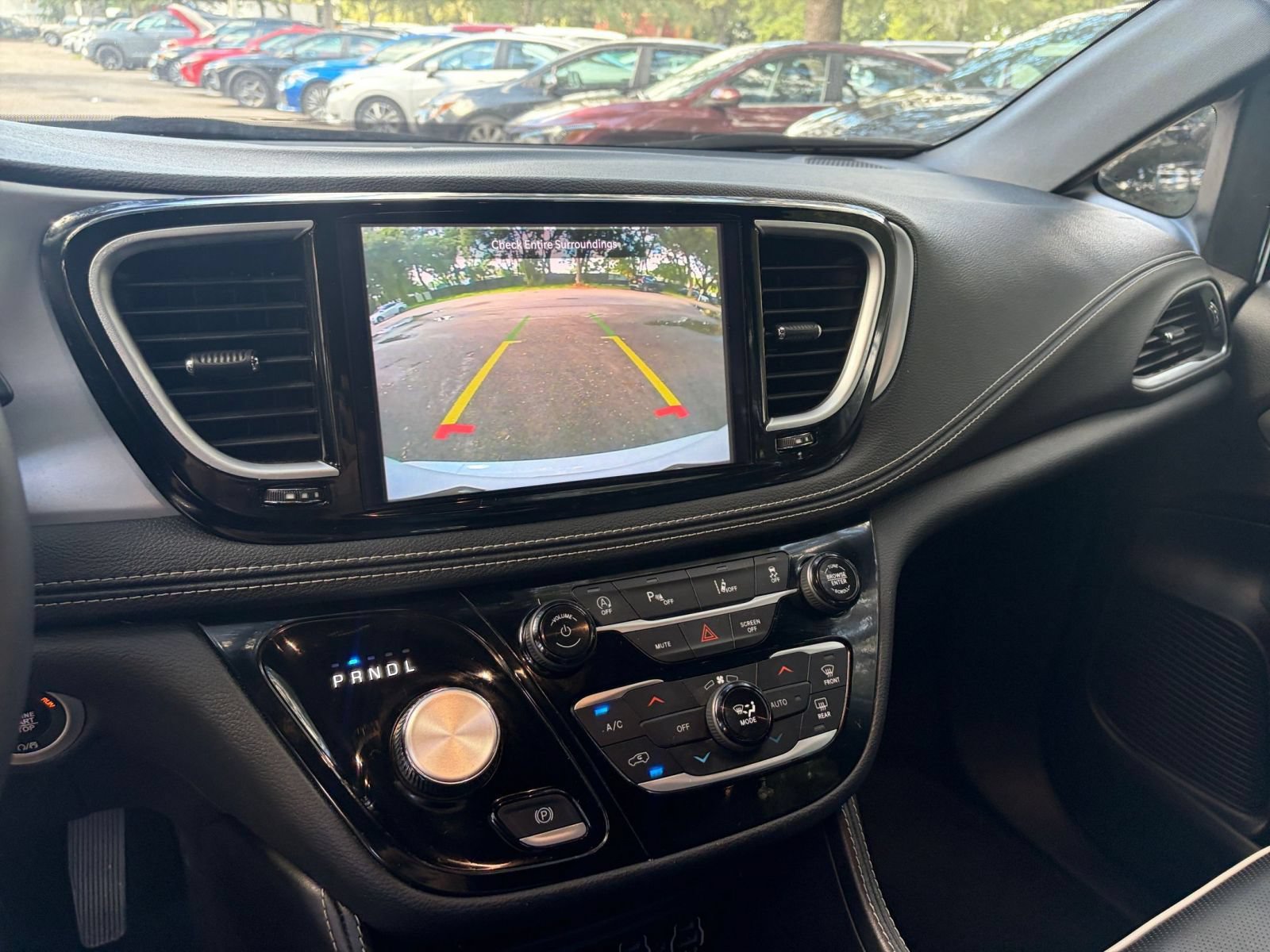 Thumbnail: 2025 Chrysler Pacifica - 16