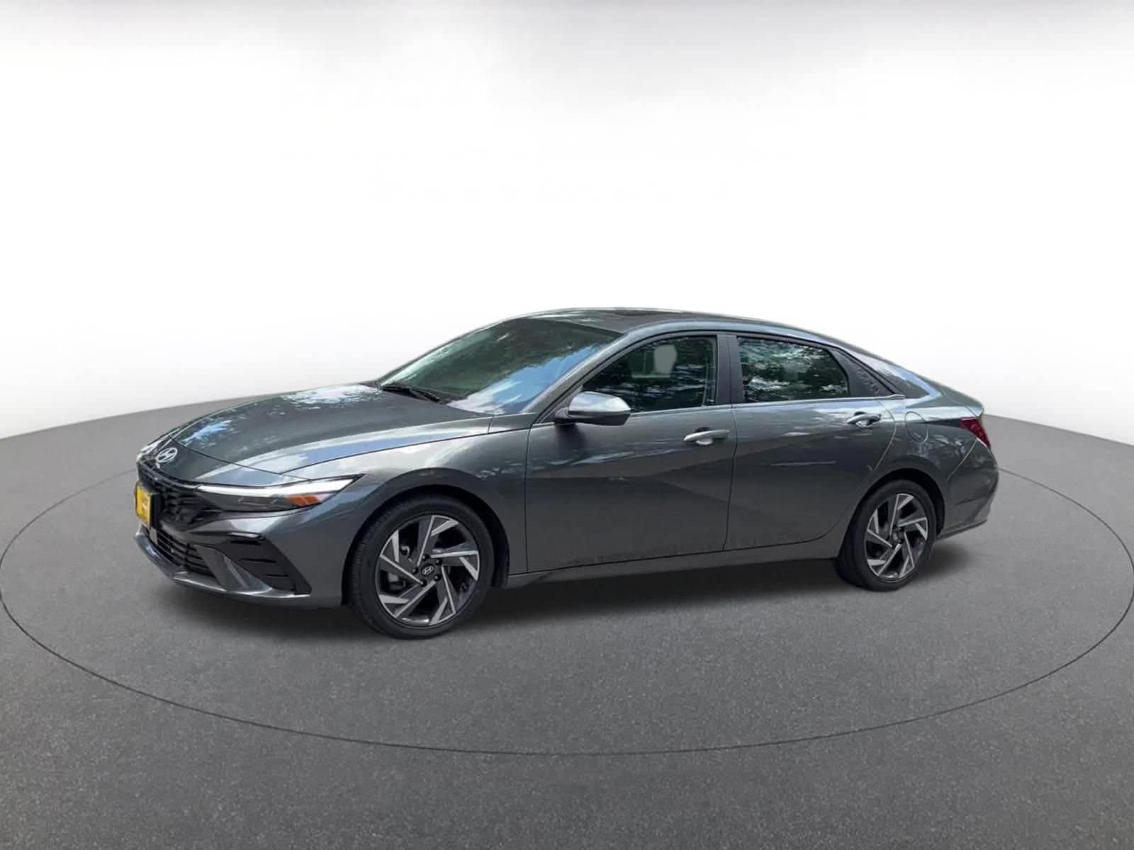 Thumbnail: 2025 Hyundai Elantra - 8