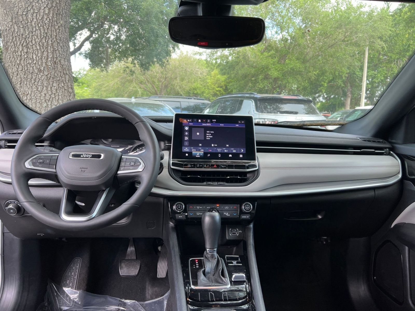 Thumbnail: 2025 Jeep Compass - 29