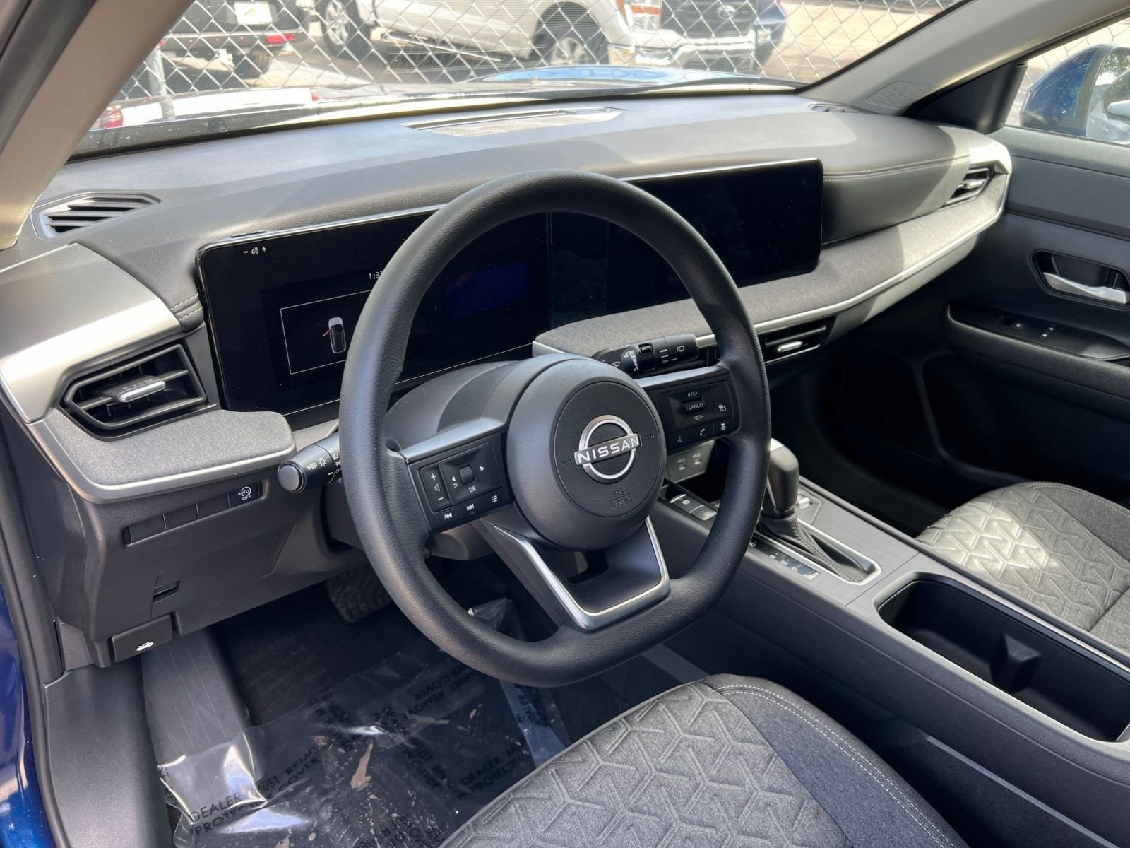 Thumbnail: 2025 Nissan Kicks - 29