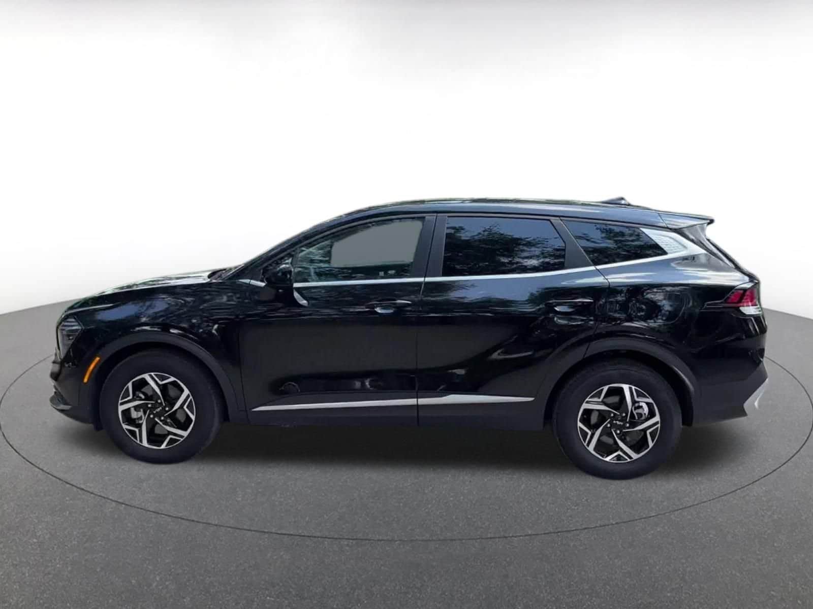 Thumbnail: 2025 Kia Sportage - 7