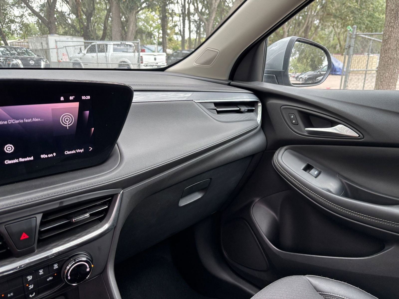 Thumbnail: 2025 Buick Encore GX - 34