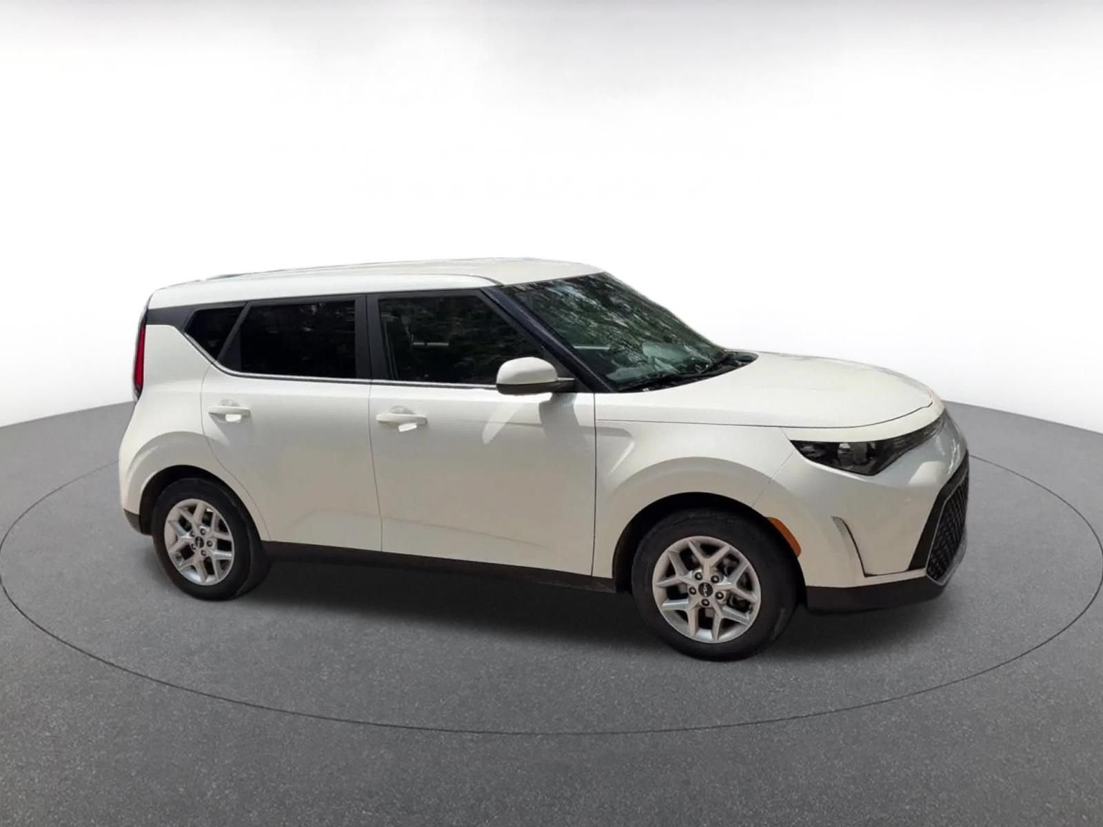 Thumbnail: 2025 Kia Soul - 2