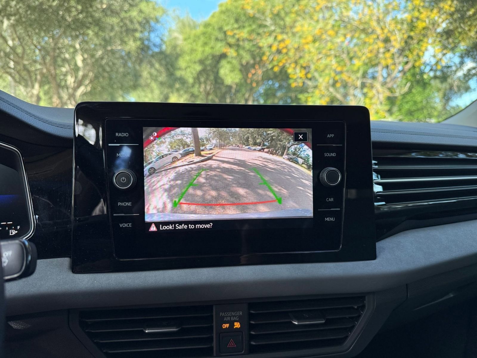 Thumbnail: 2025 Volkswagen Jetta - 17