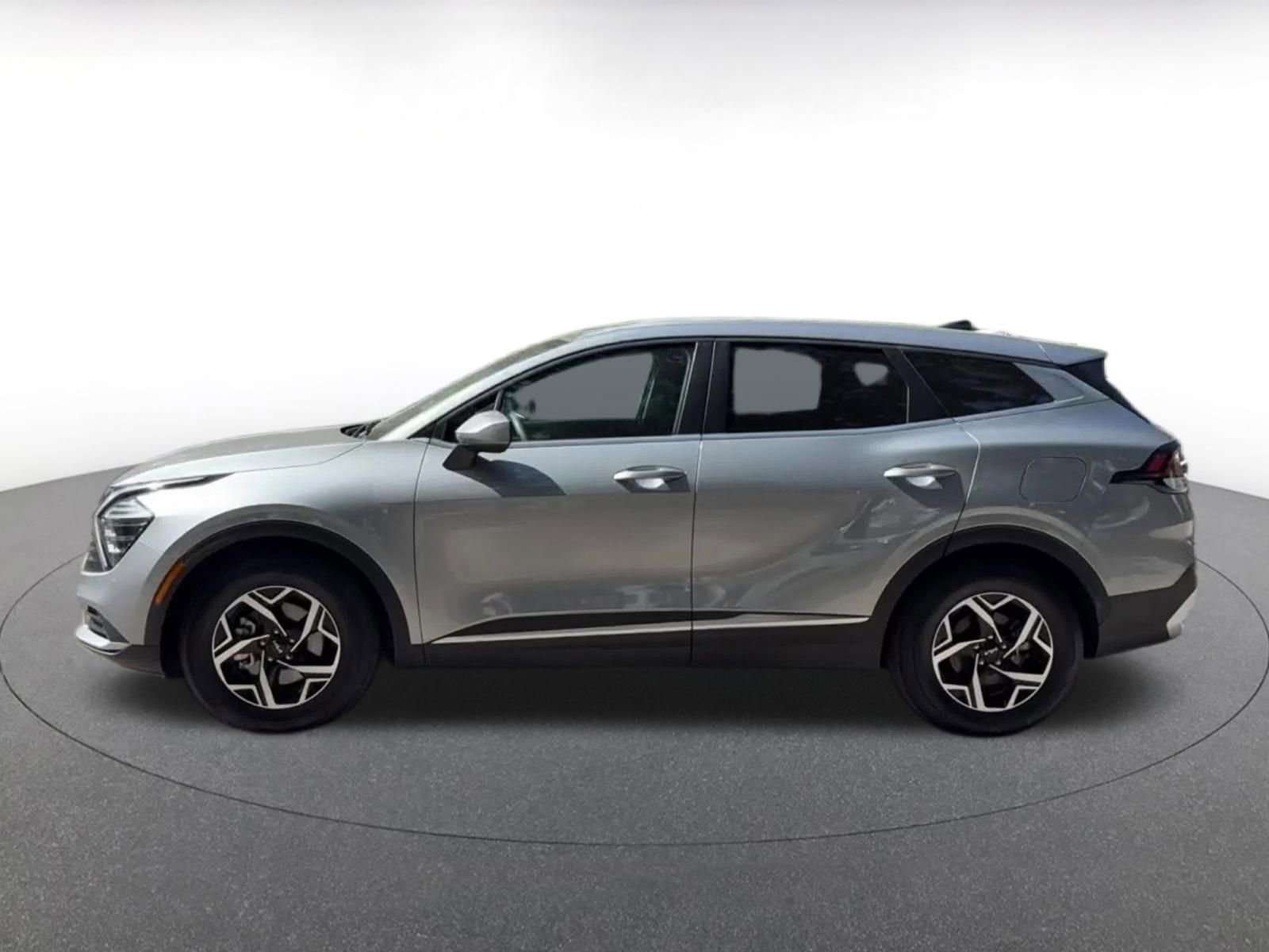 Thumbnail: 2025 Kia Sportage - 9