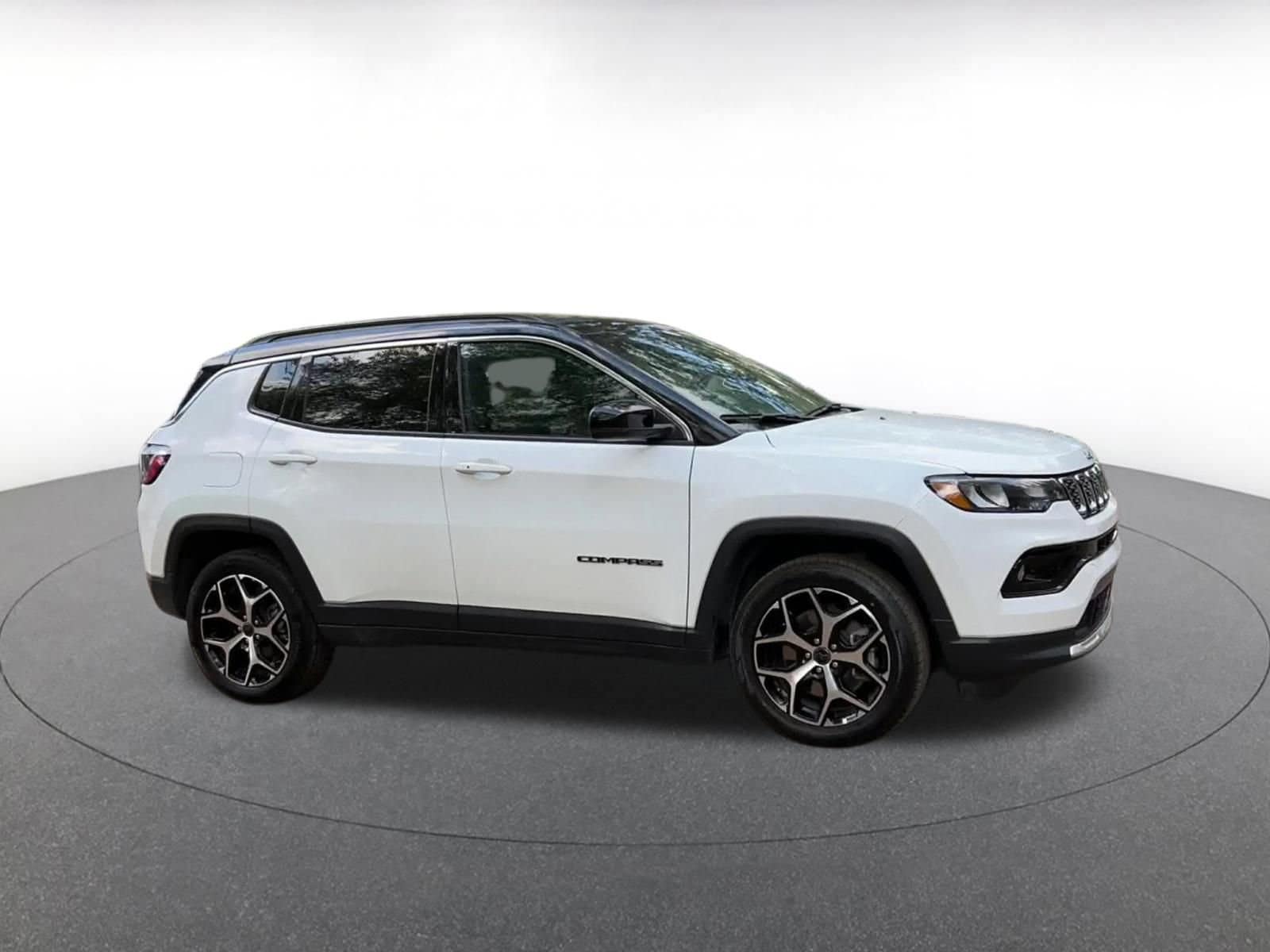 Thumbnail: 2025 Jeep Compass - 2