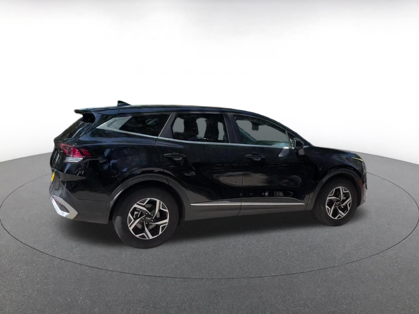 Thumbnail: 2025 Kia Sportage - 16