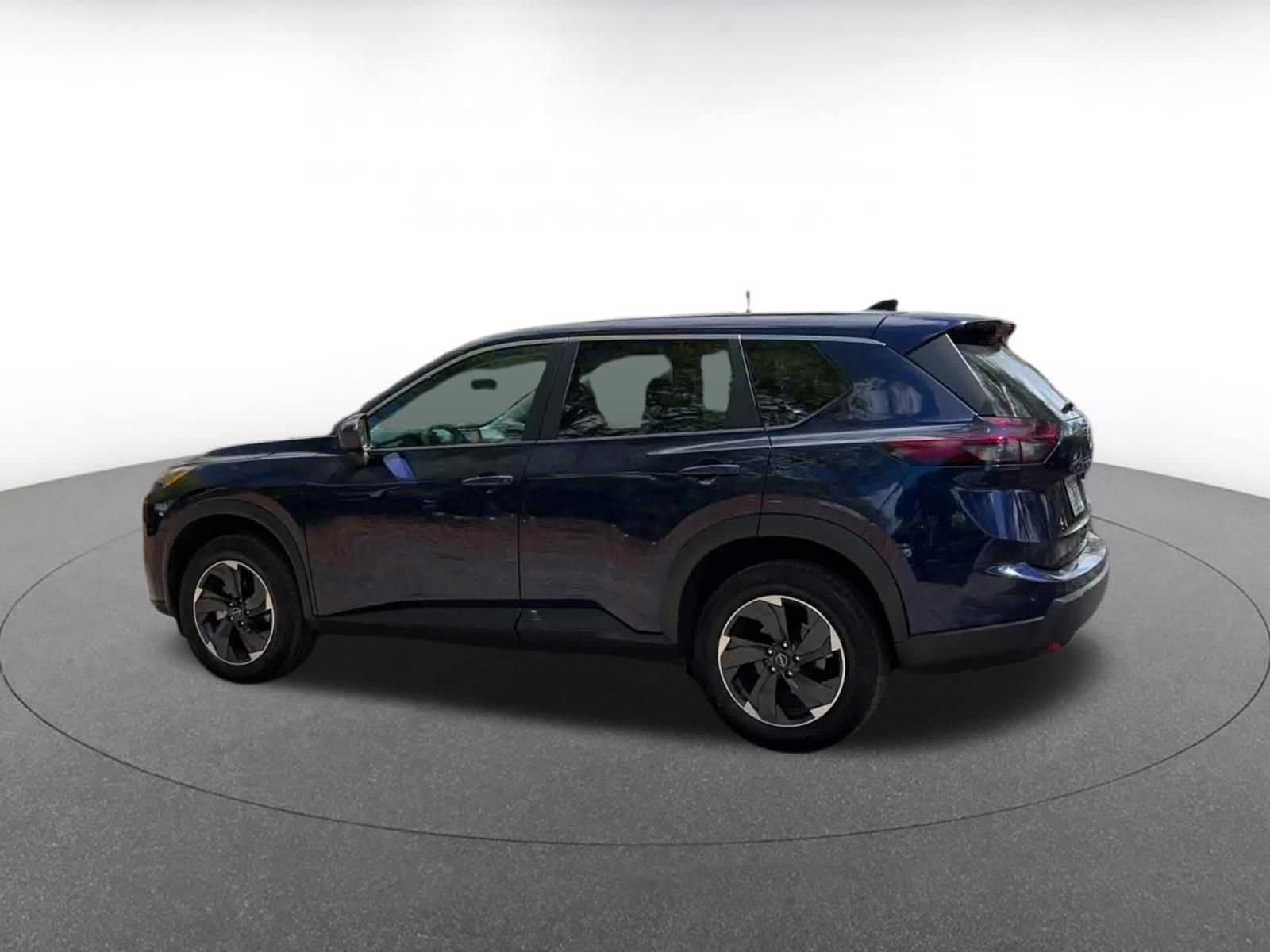 Thumbnail: 2025 Nissan Rogue - 10