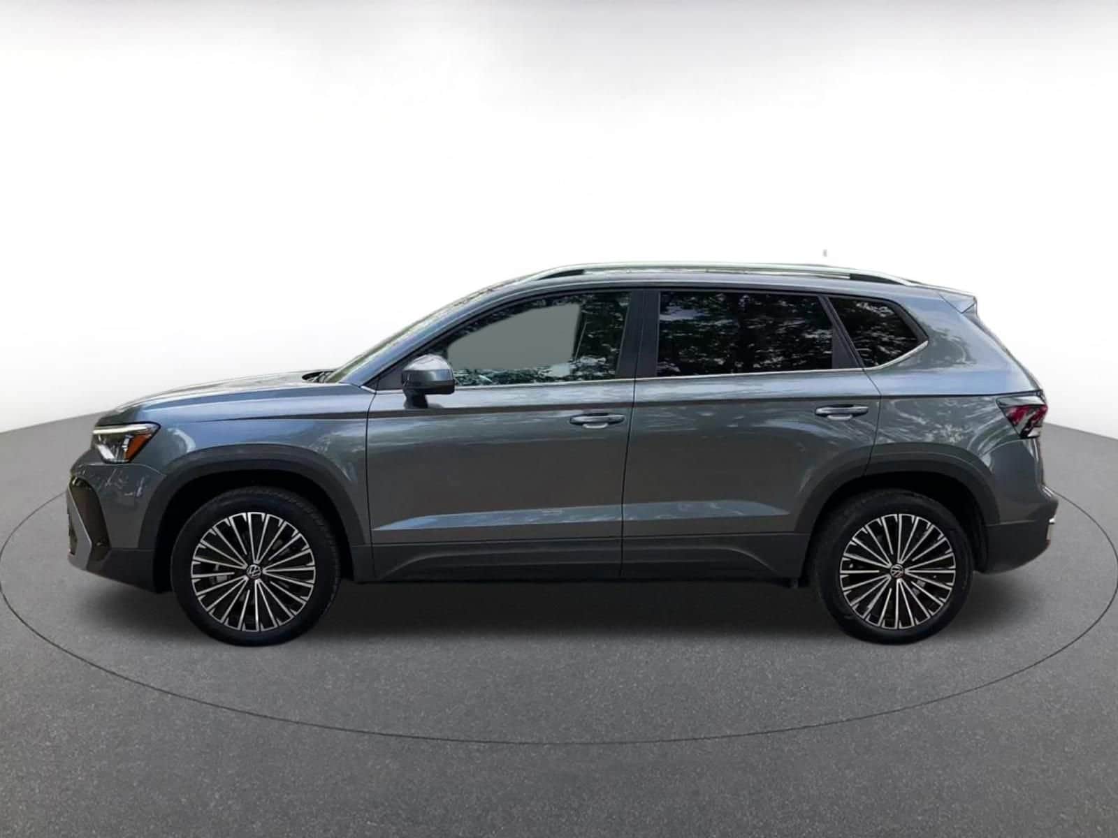 Thumbnail: 2025 Volkswagen Taos - 9