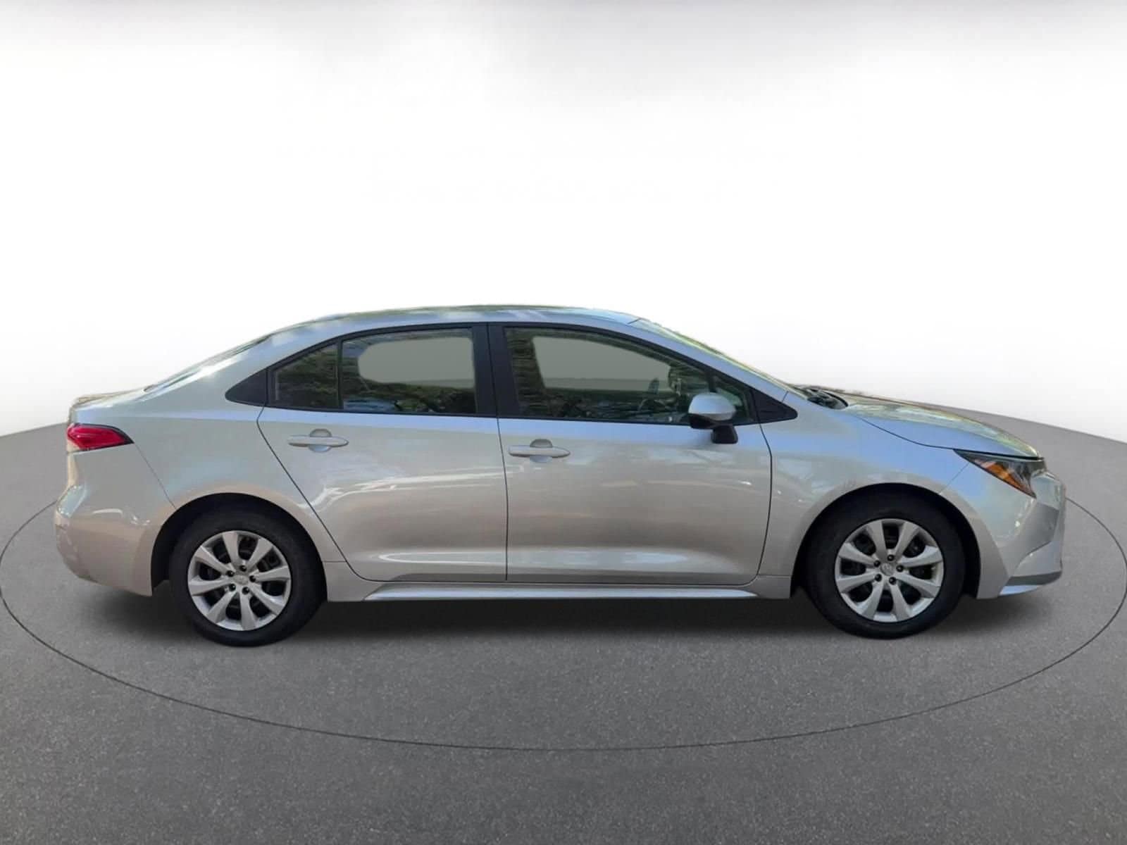 Thumbnail: 2025 Toyota Corolla - 16