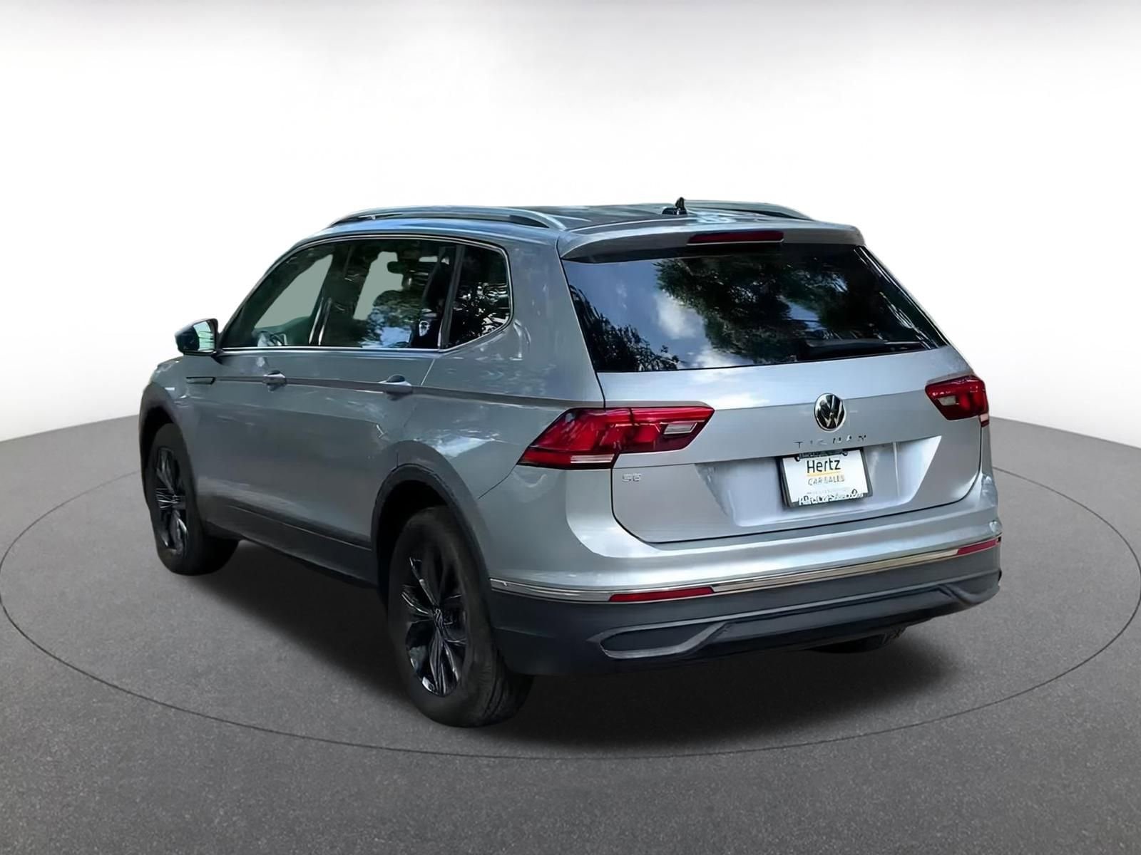 Thumbnail: 2024 Volkswagen Tiguan - 11