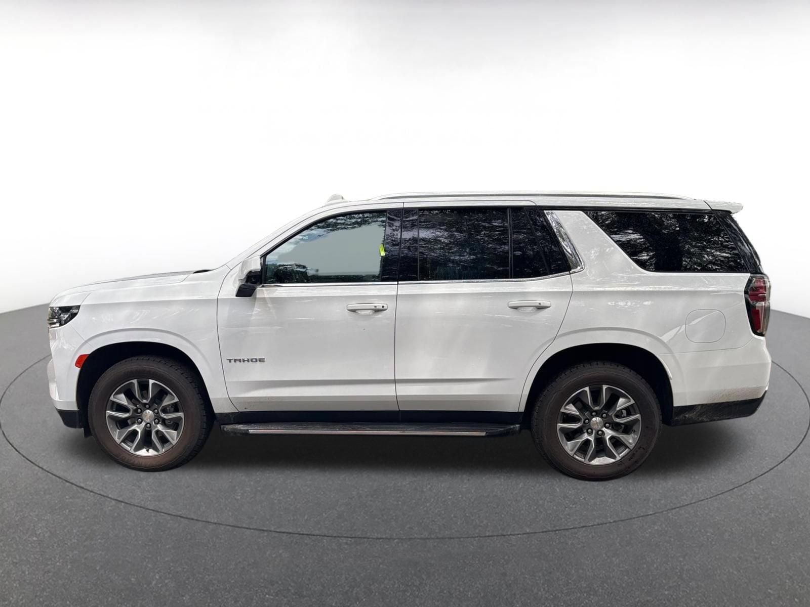 Thumbnail: 2024 Chevrolet Tahoe - 7