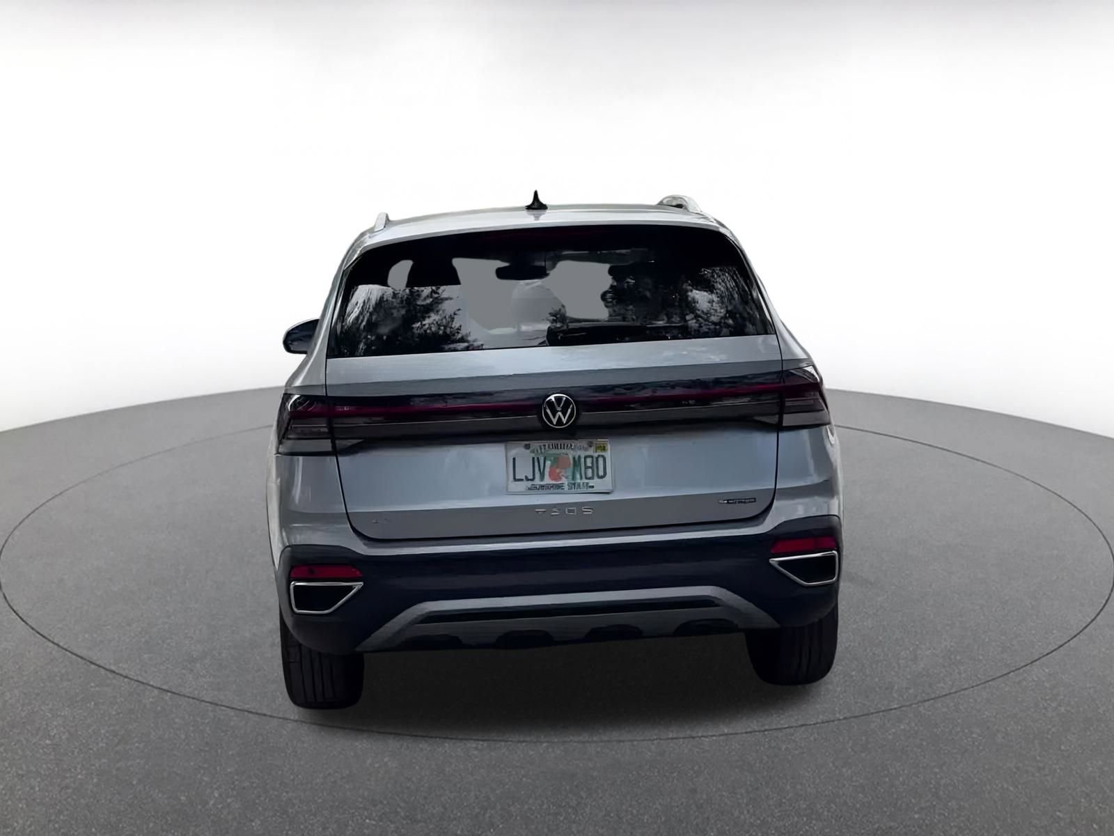 Thumbnail: 2025 Volkswagen Taos - 8