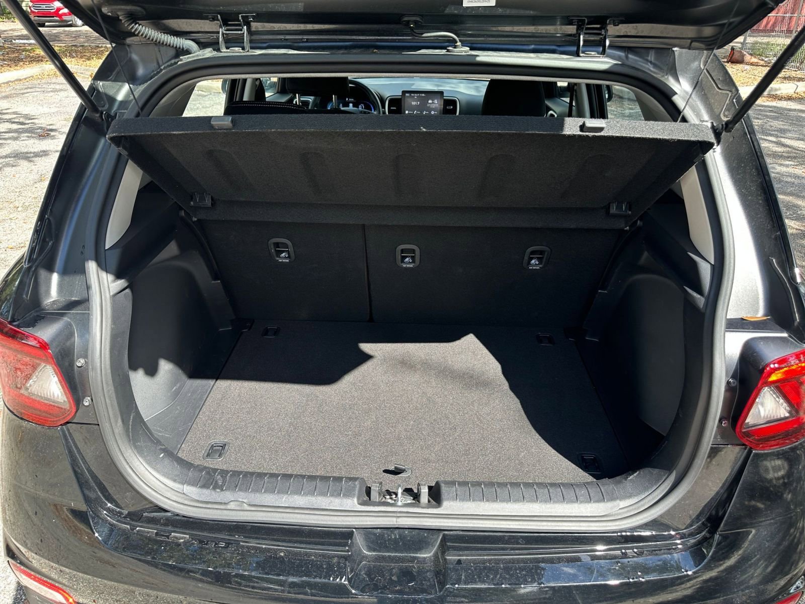 Thumbnail: 2025 Hyundai Venue - 24