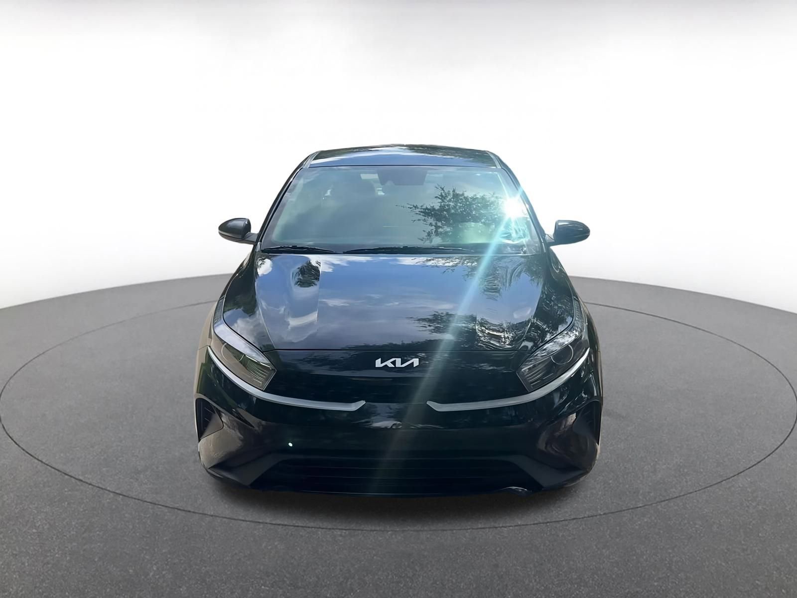 Thumbnail: 2024 Kia Forte - 4