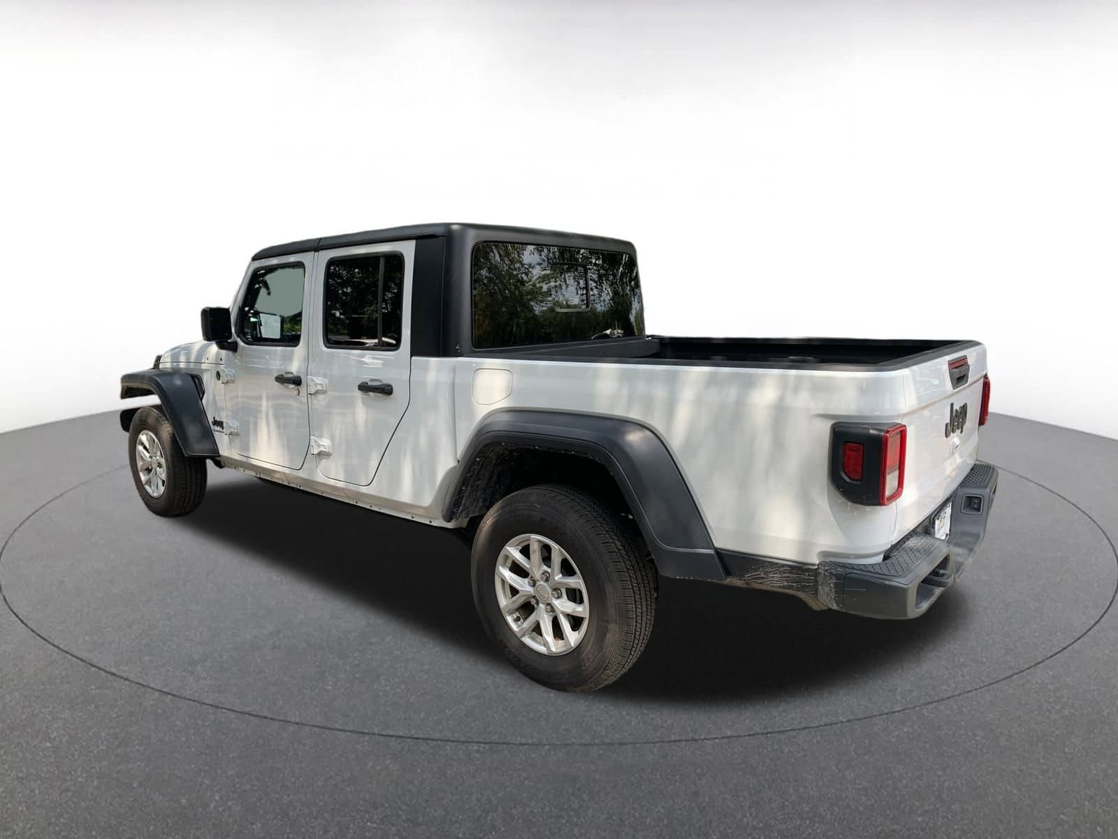 Thumbnail: 2023 Jeep Gladiator - 5