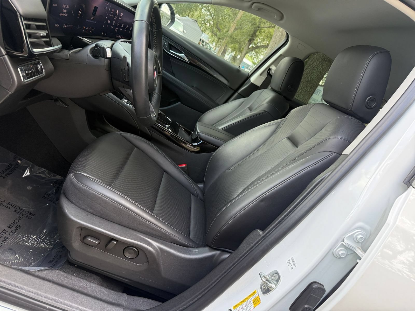 Thumbnail: 2024 Buick Envision - 21