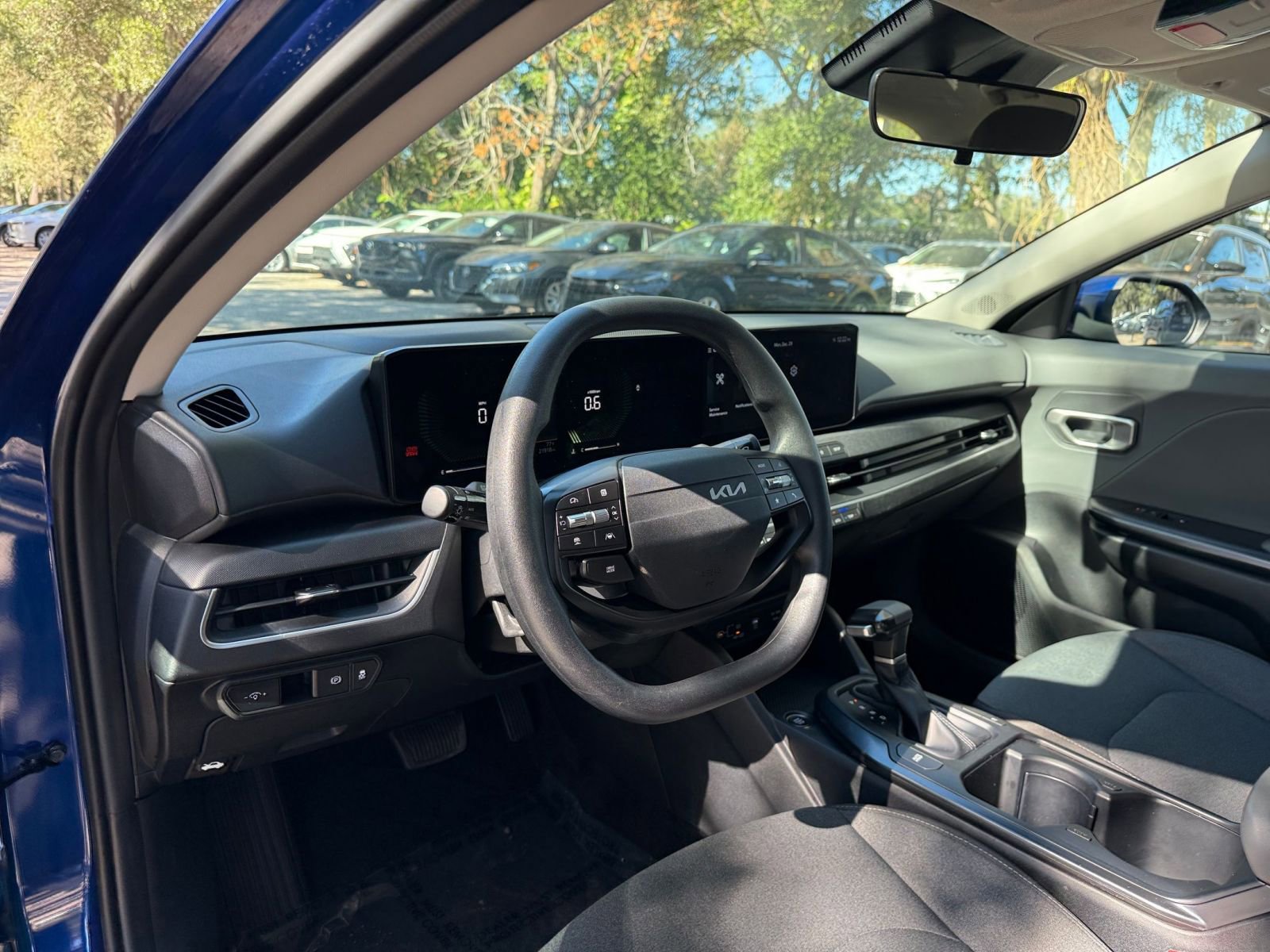 Thumbnail: 2025 Kia K4 - 28