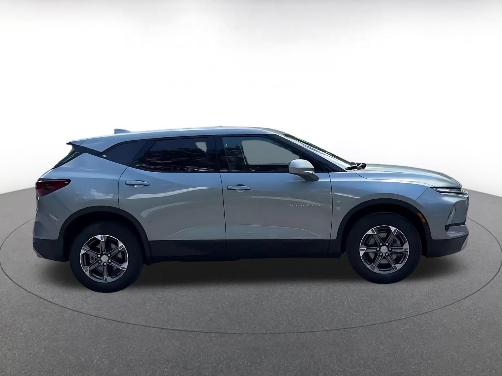 Thumbnail: 2026 Chevrolet Blazer - 15
