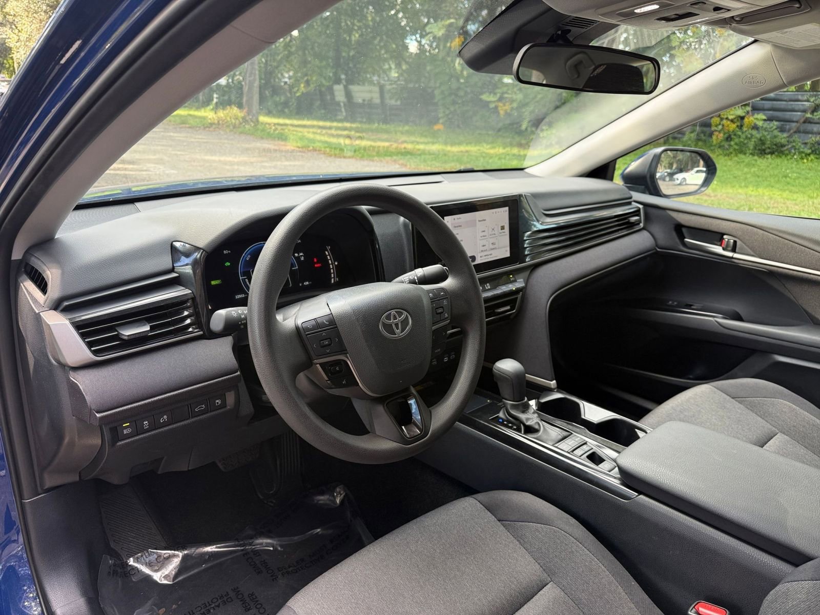 Thumbnail: 2025 Toyota Camry - 28