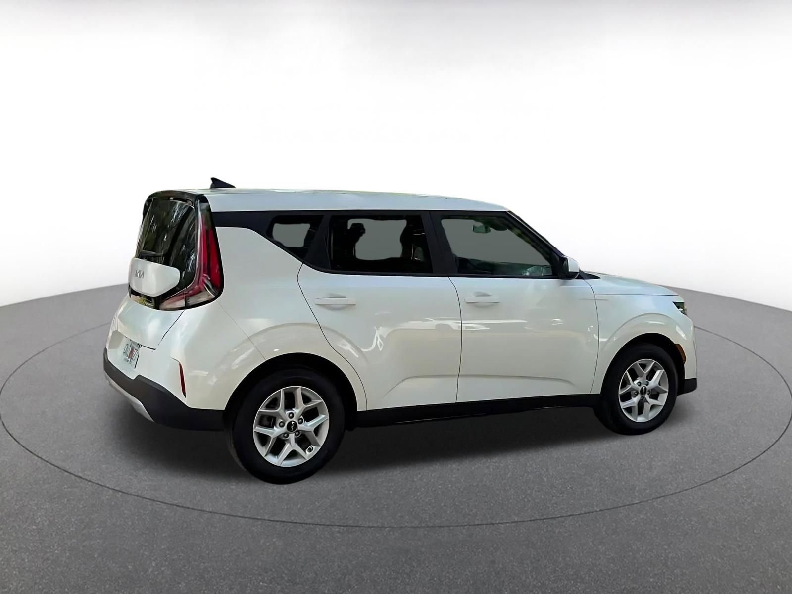 Thumbnail: 2025 Kia Soul - 15