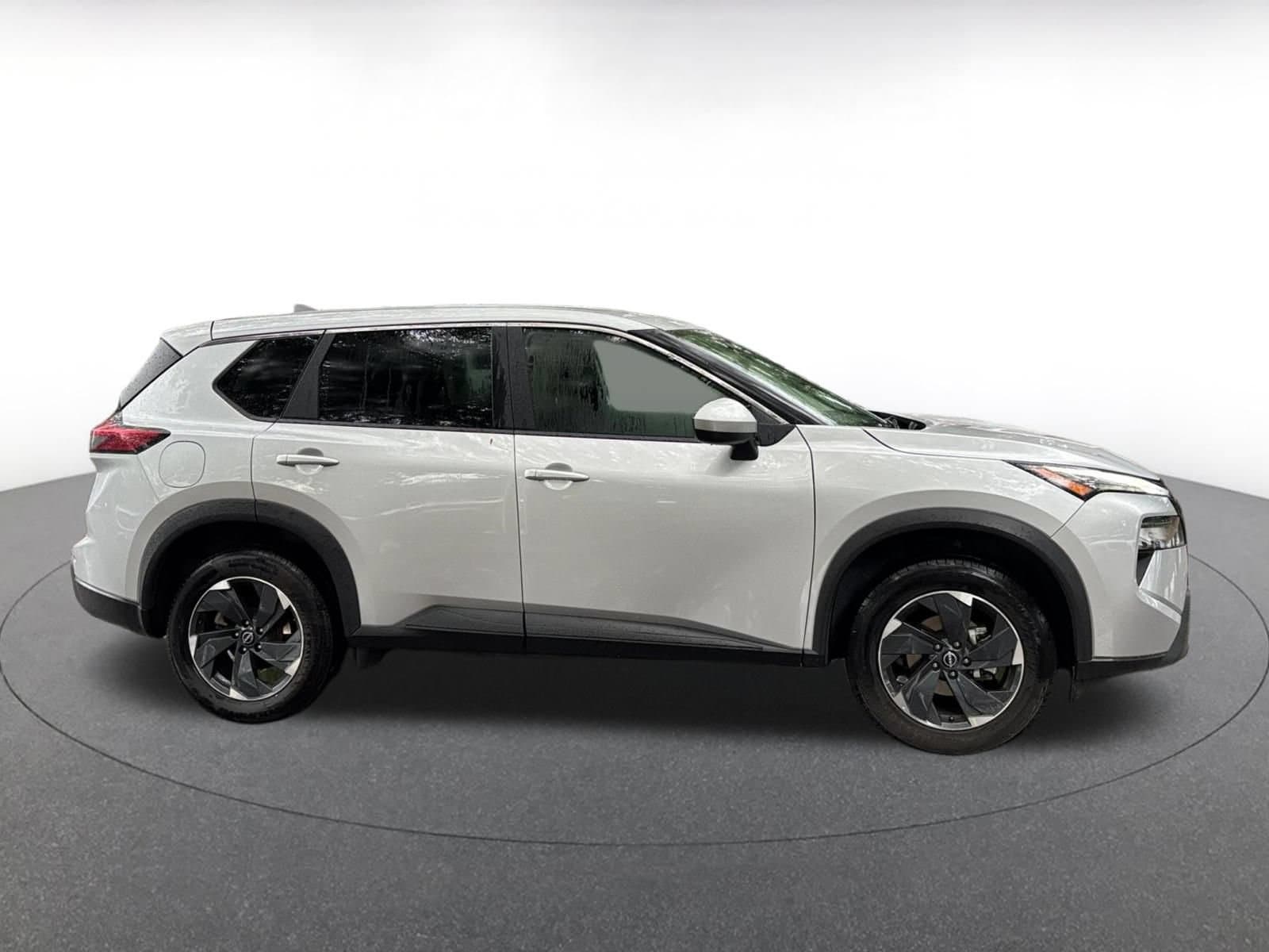 Thumbnail: 2025 Nissan Rogue - 8