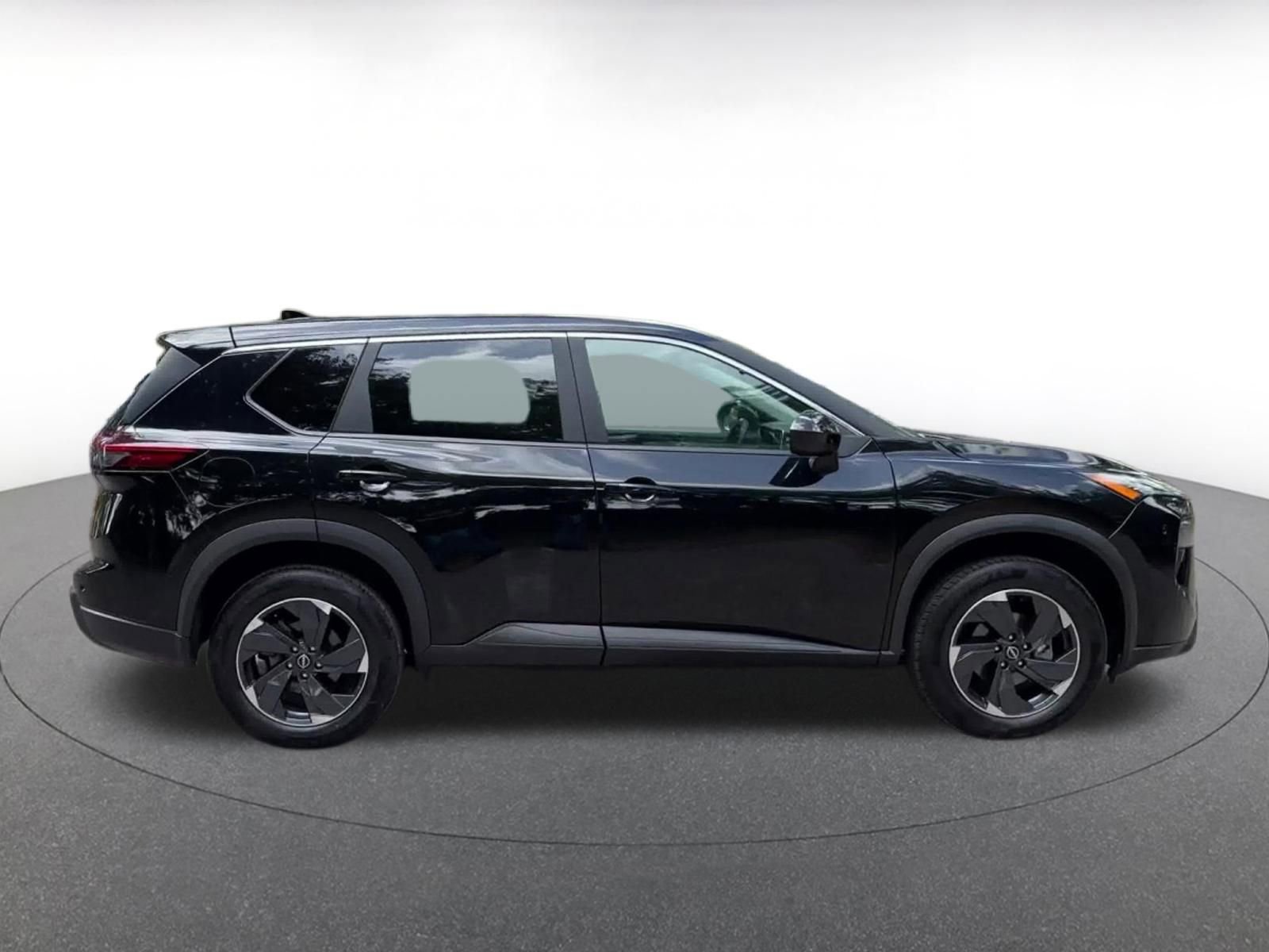 Thumbnail: 2025 Nissan Rogue - 16