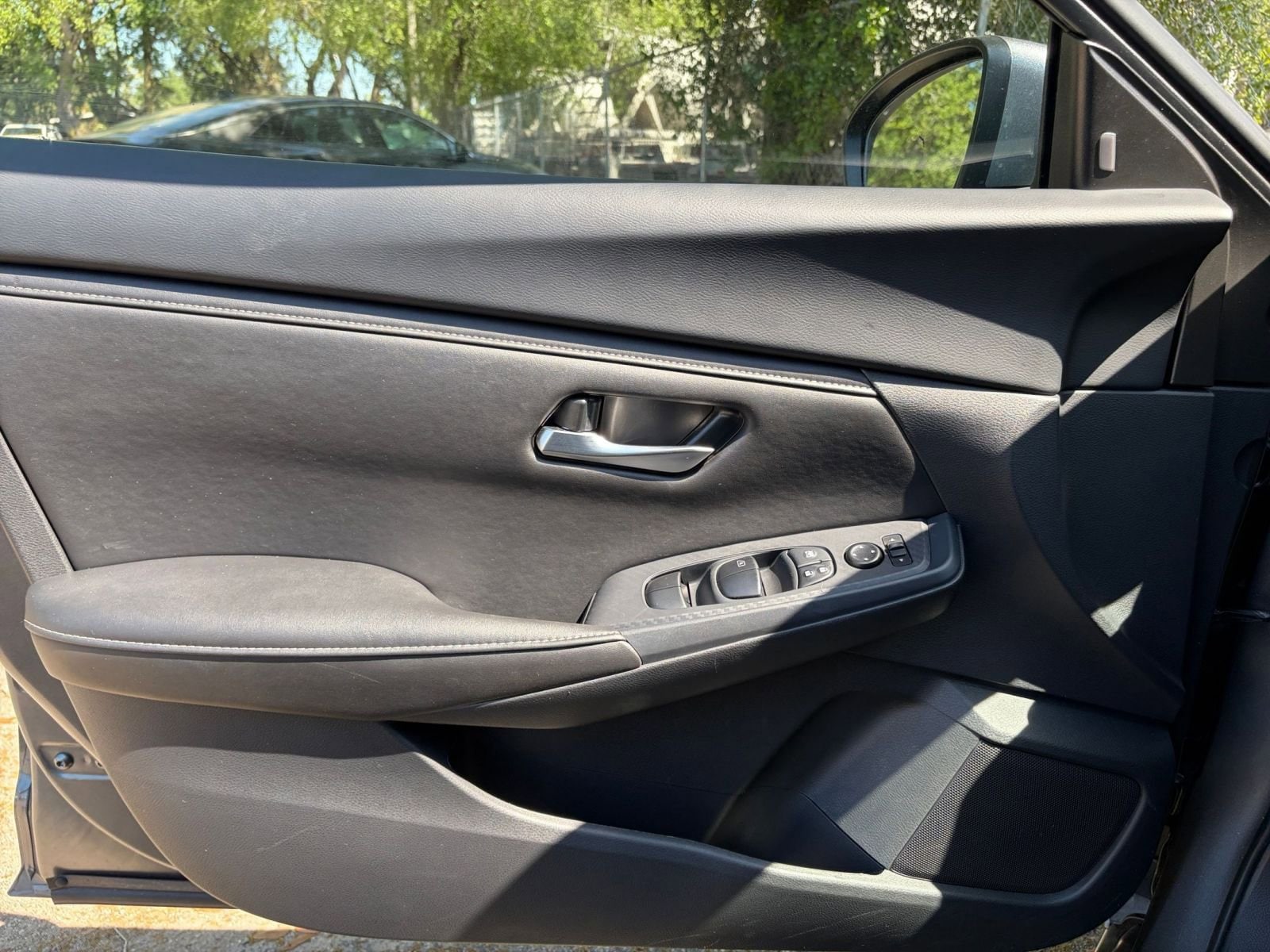 Thumbnail: 2025 Nissan Sentra - 18