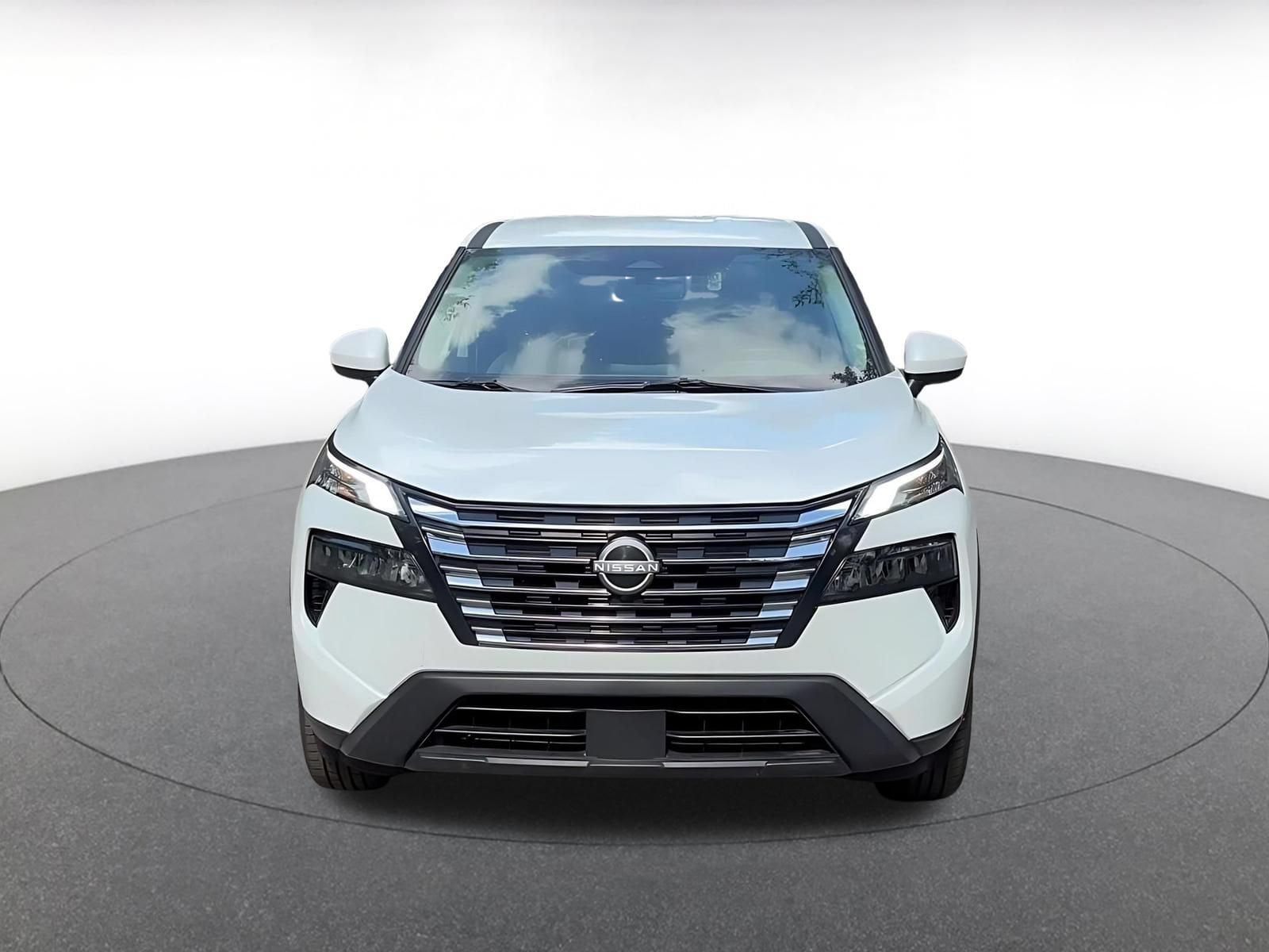 Thumbnail: 2025 Nissan Rogue - 4