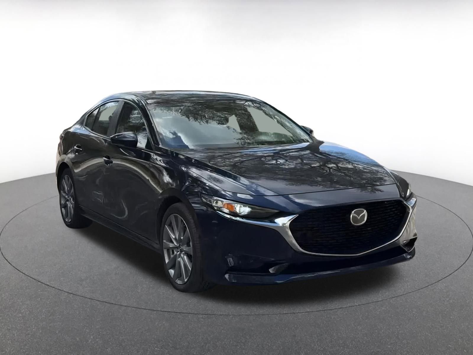 Thumbnail: 2025 Mazda Mazda3 - 4