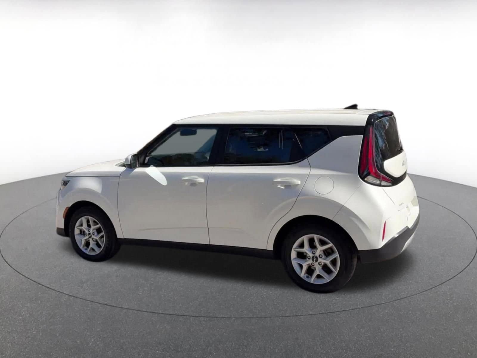 Thumbnail: 2025 Kia Soul - 10