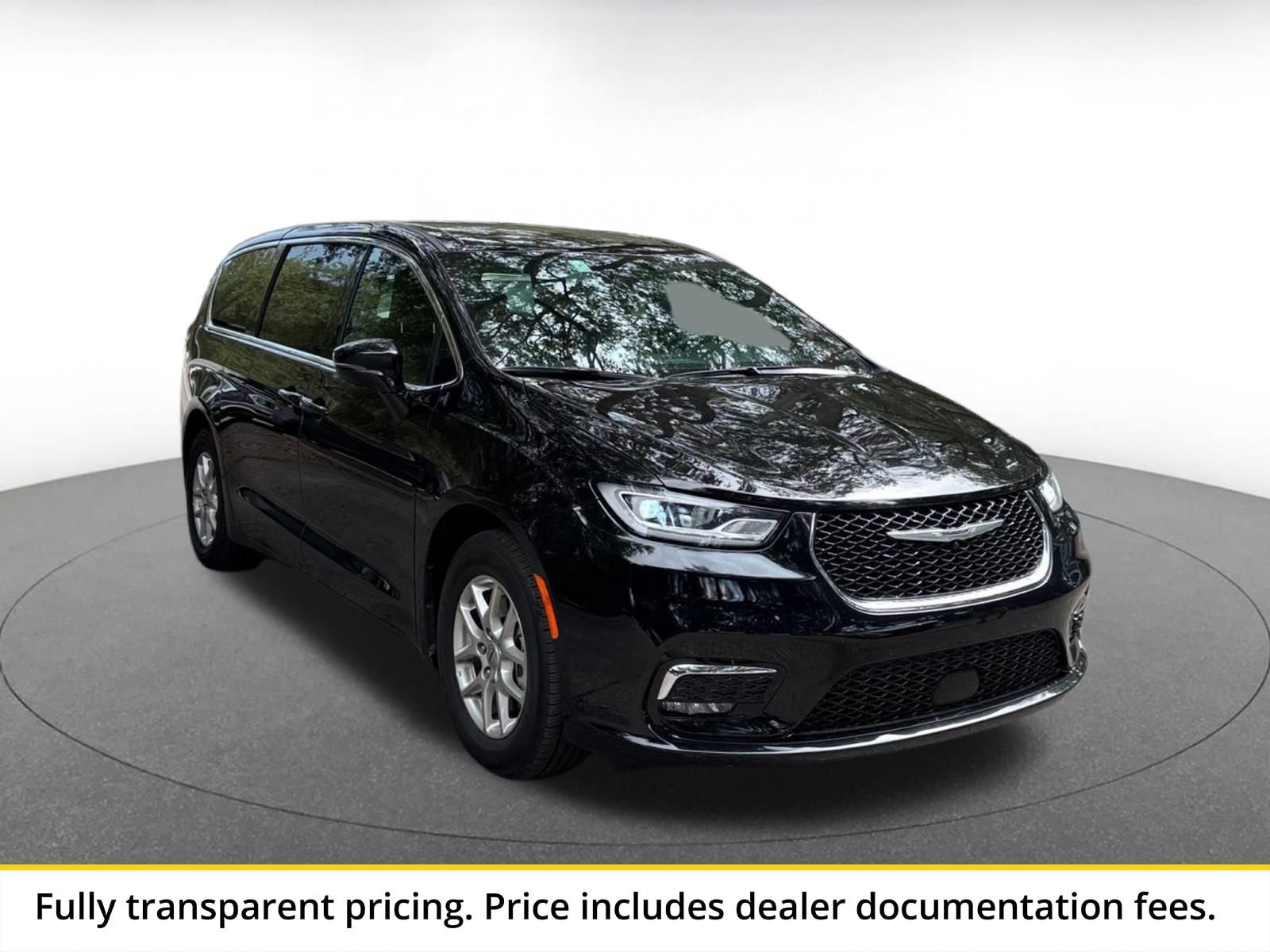 Thumbnail: 2025 Chrysler Pacifica - 1