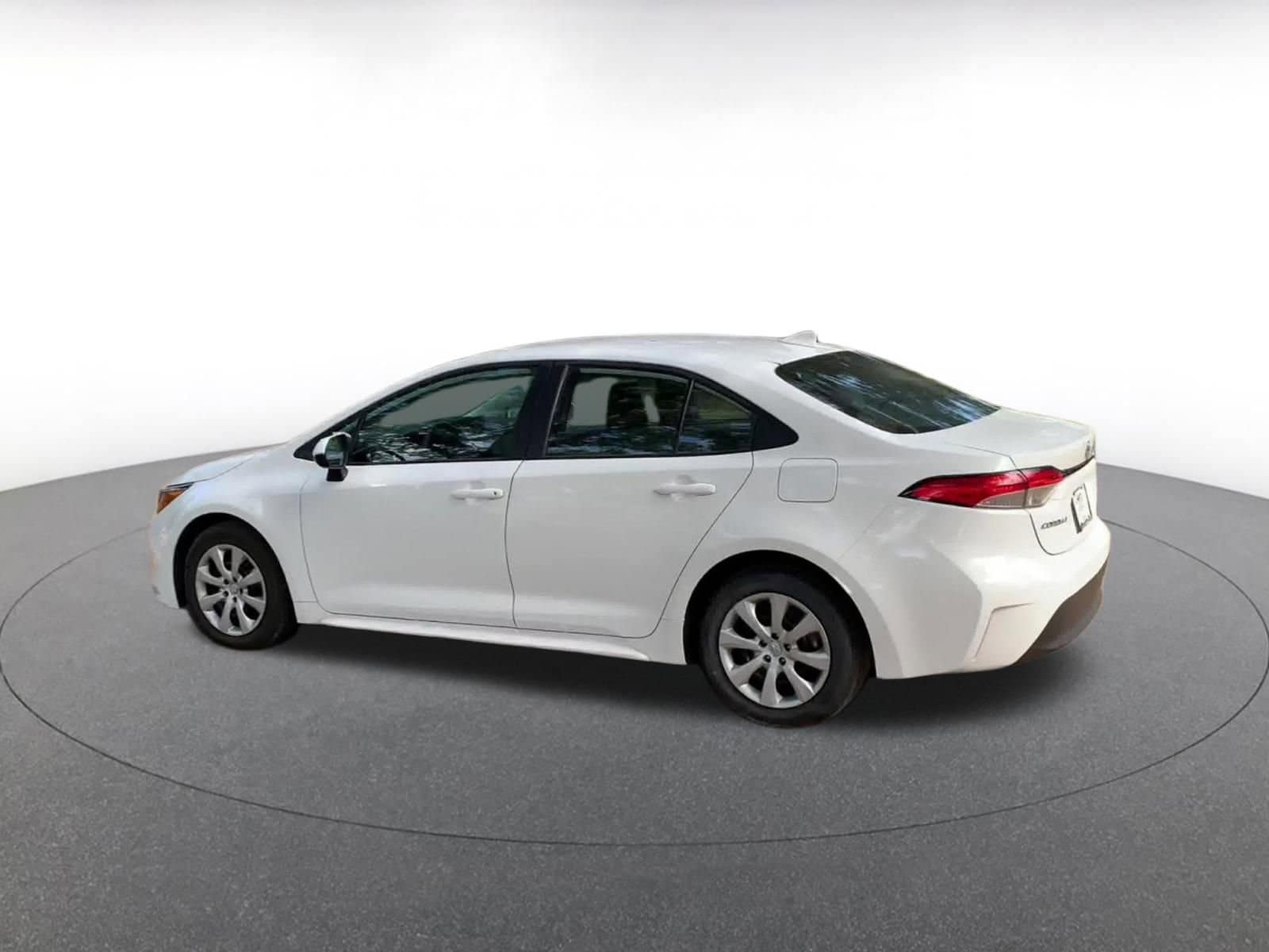 2023 Toyota Corolla LE 10