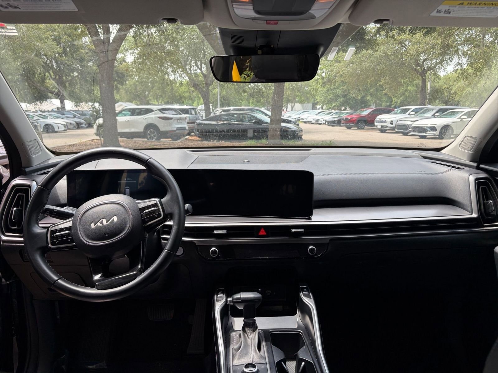 Thumbnail: 2024 Kia Sorento - 35