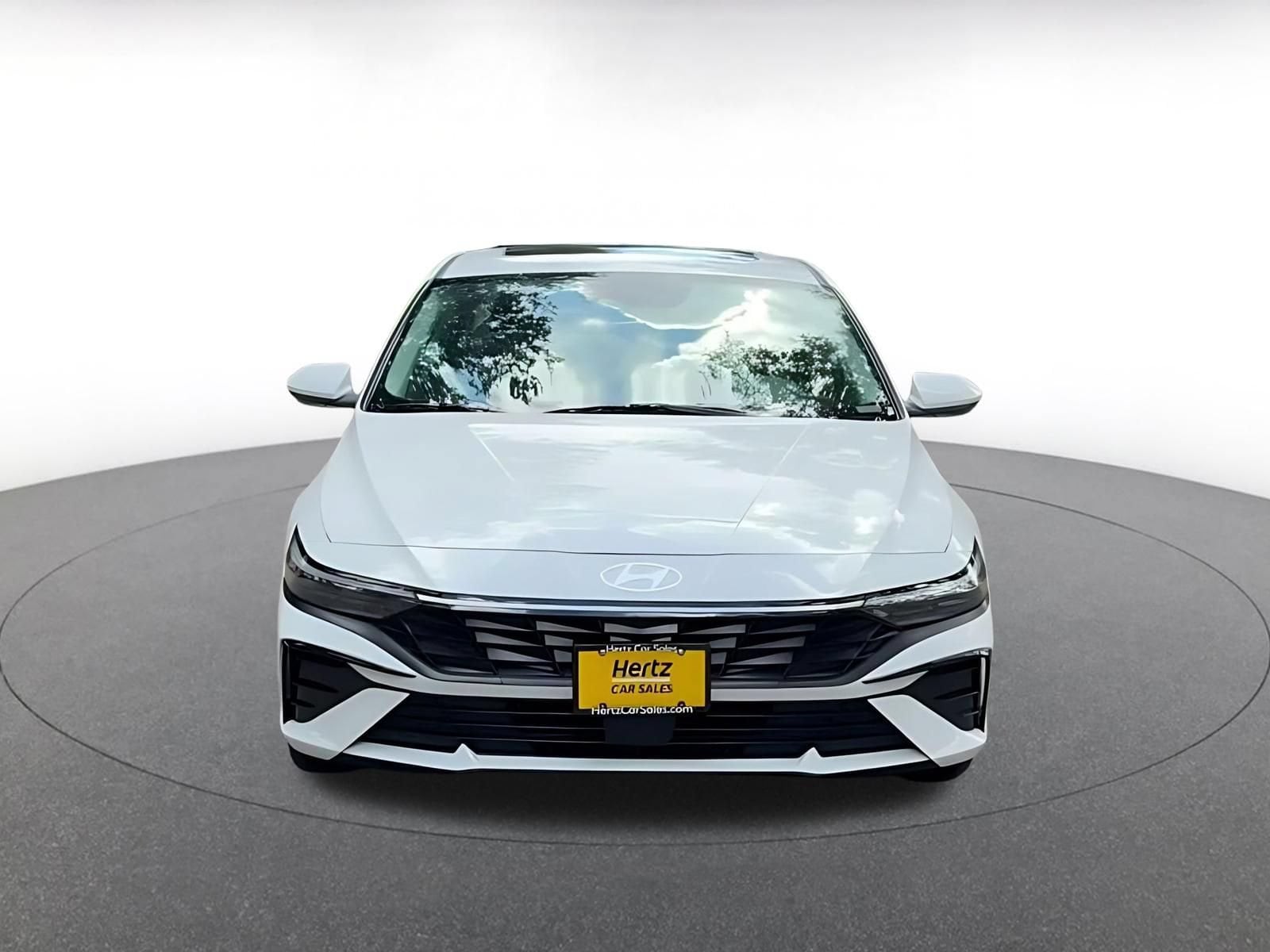 Thumbnail: 2025 Hyundai Elantra - 4