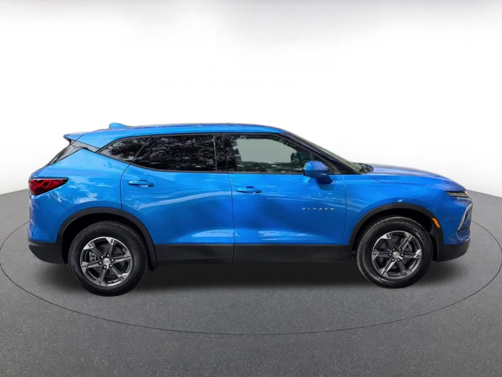 Thumbnail: 2025 Chevrolet Blazer - 16