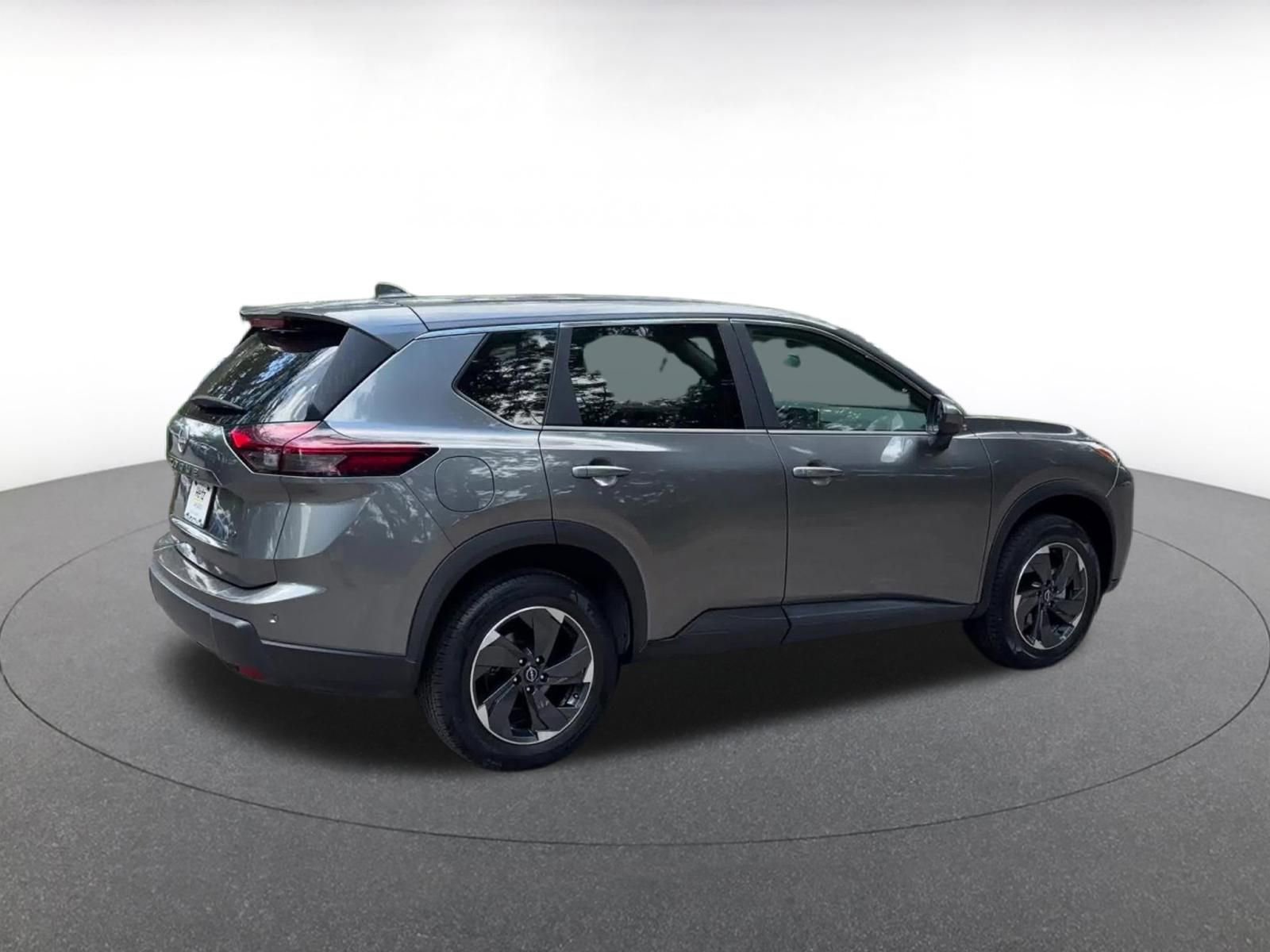 Thumbnail: 2025 Nissan Rogue - 15