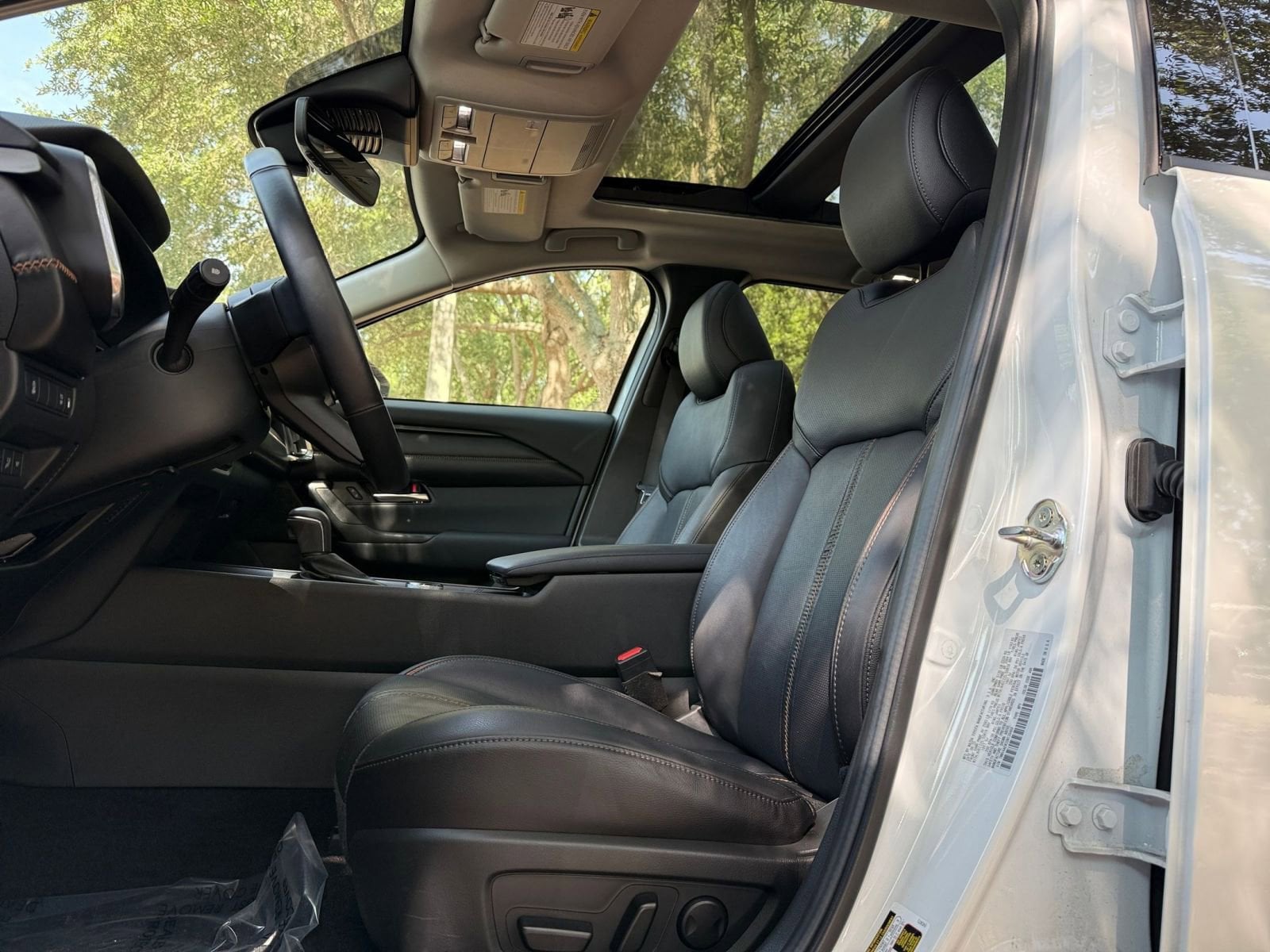 Thumbnail: 2025 Mazda CX-50 - 35