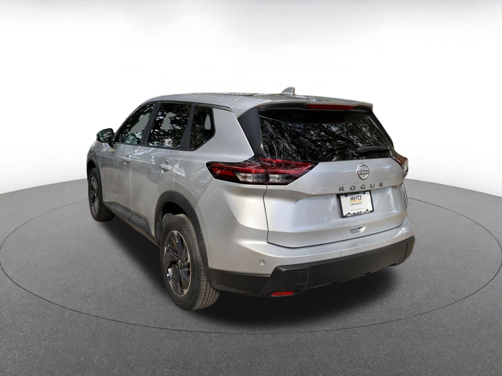 Thumbnail: 2025 Nissan Rogue - 5