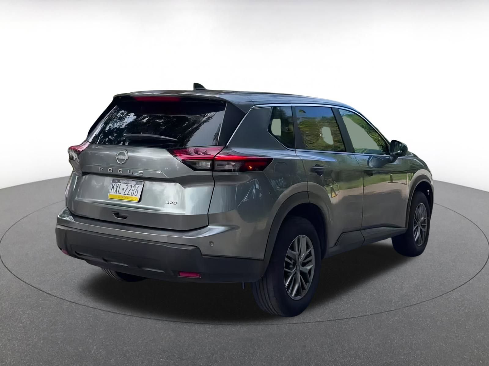 Thumbnail: 2024 Nissan Rogue - 14