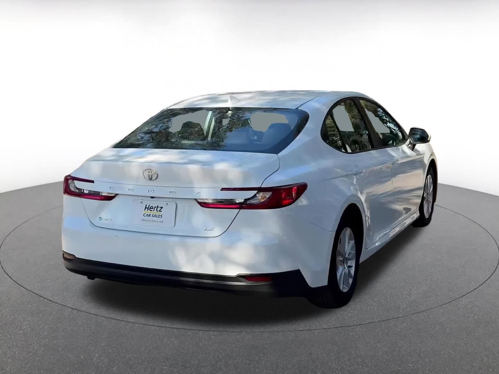 Thumbnail: 2025 Toyota Camry - 14