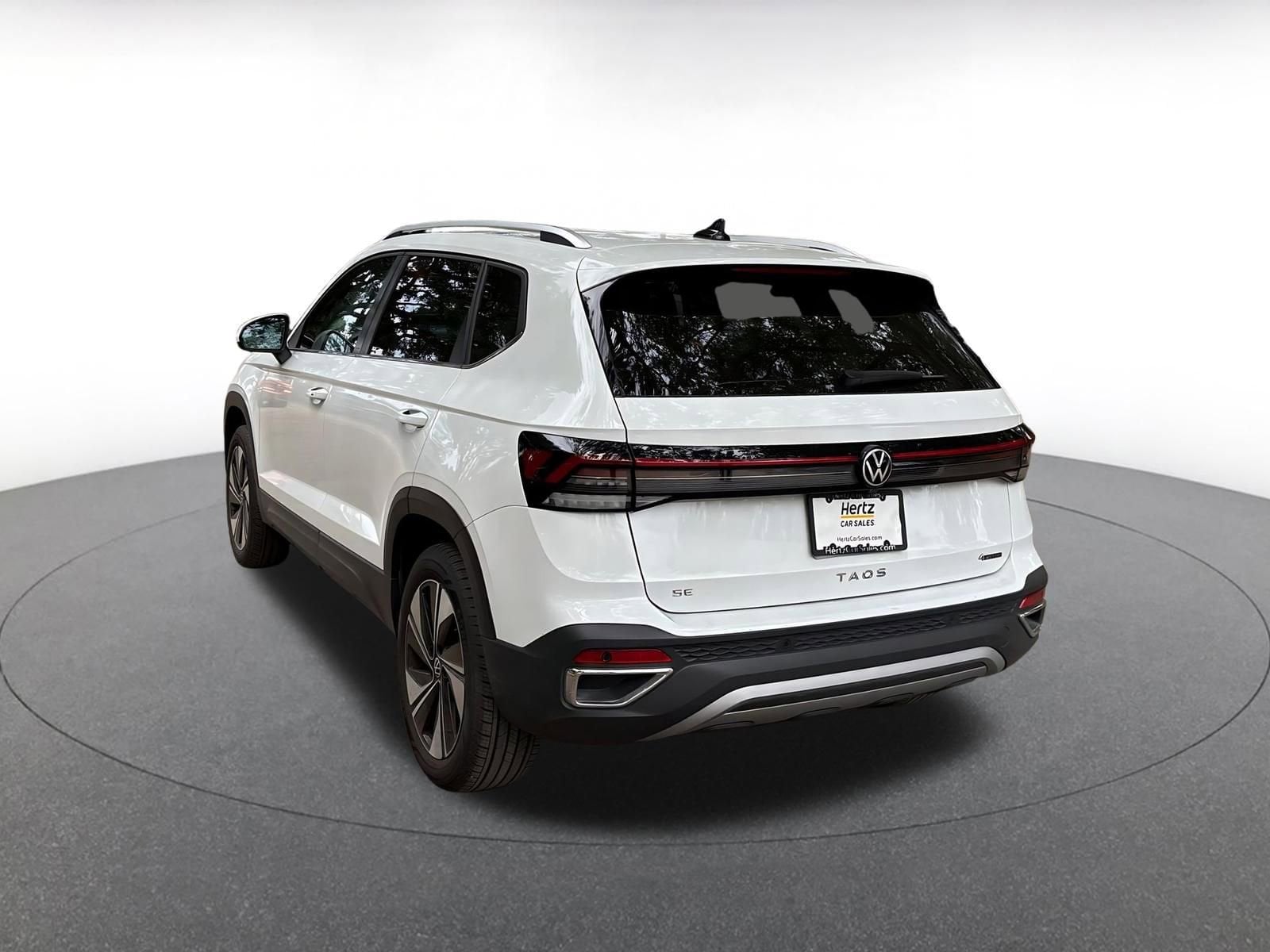 Thumbnail: 2025 Volkswagen Taos - 5